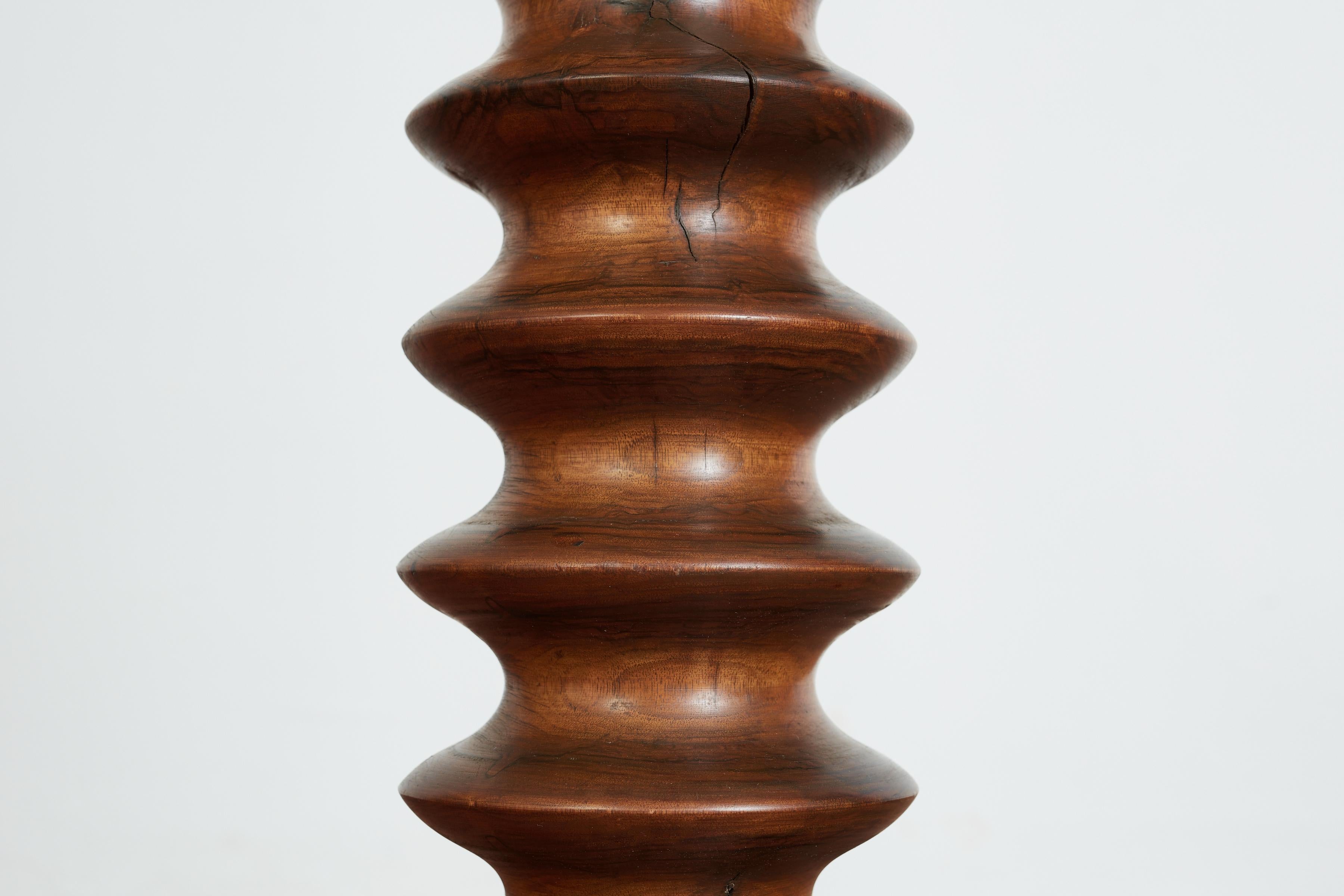 Mesa con pedestal atribuida a Charles Dudouyt en venta 11