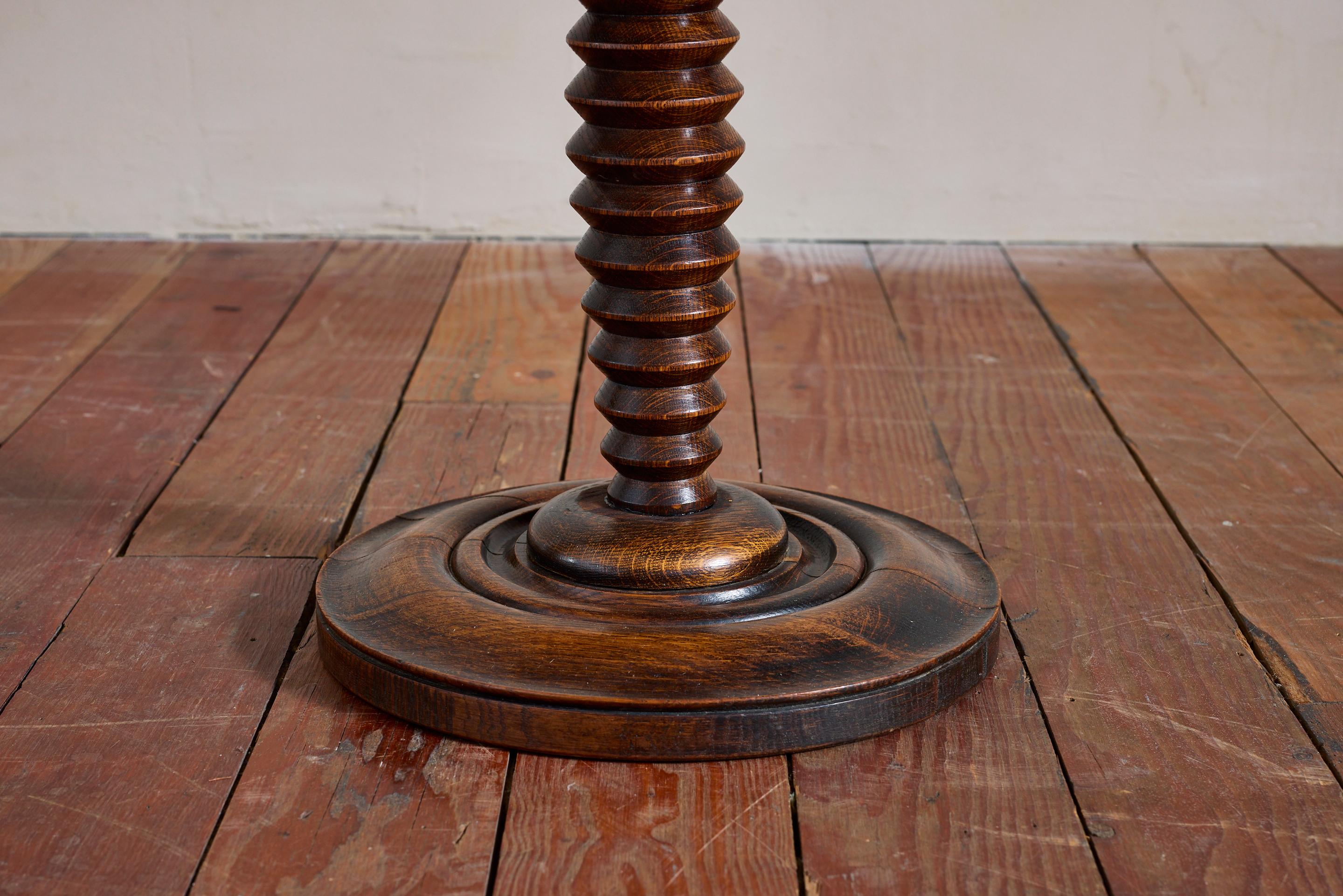 Milieu du XXe siècle Table attribuée à Charles Dudouyt en vente