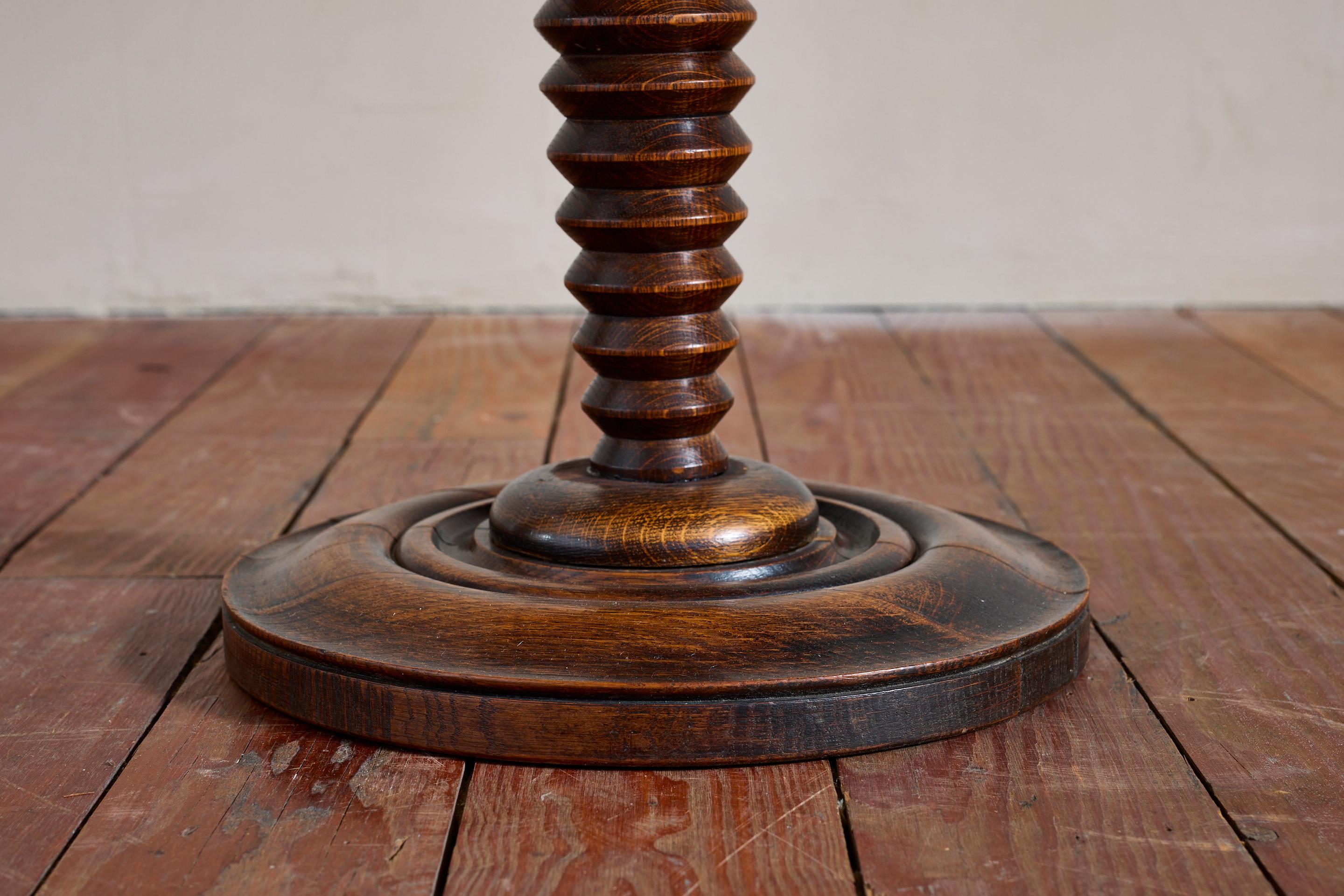 Bois Table attribuée à Charles Dudouyt en vente