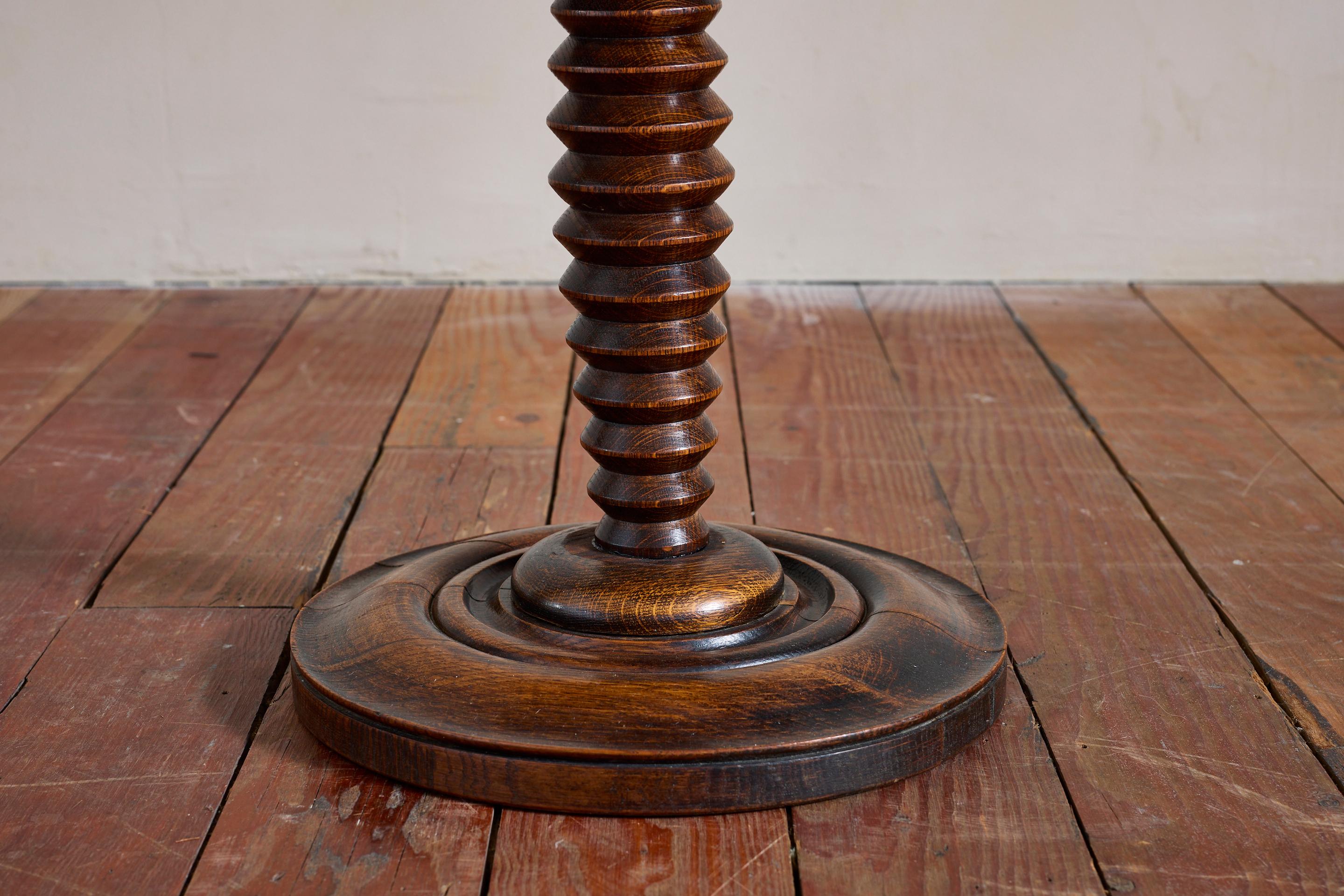 Table attribuée à Charles Dudouyt en vente 2