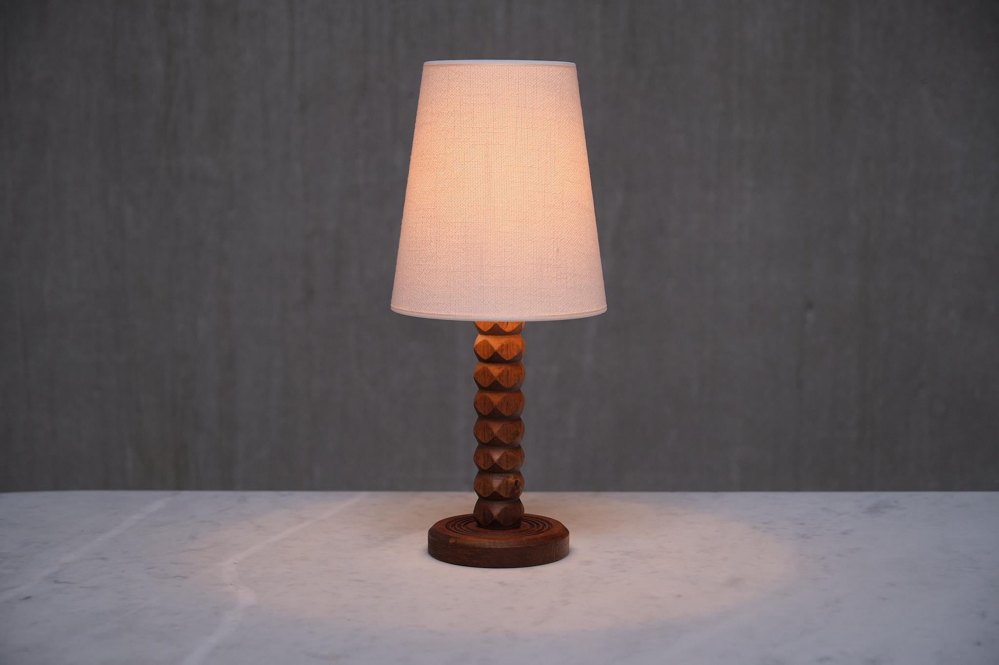 Mid-Century Modern Charles Dudouyt Attributed Table Lamp in Oak with Ivory Shade, France, 1950s For Sale