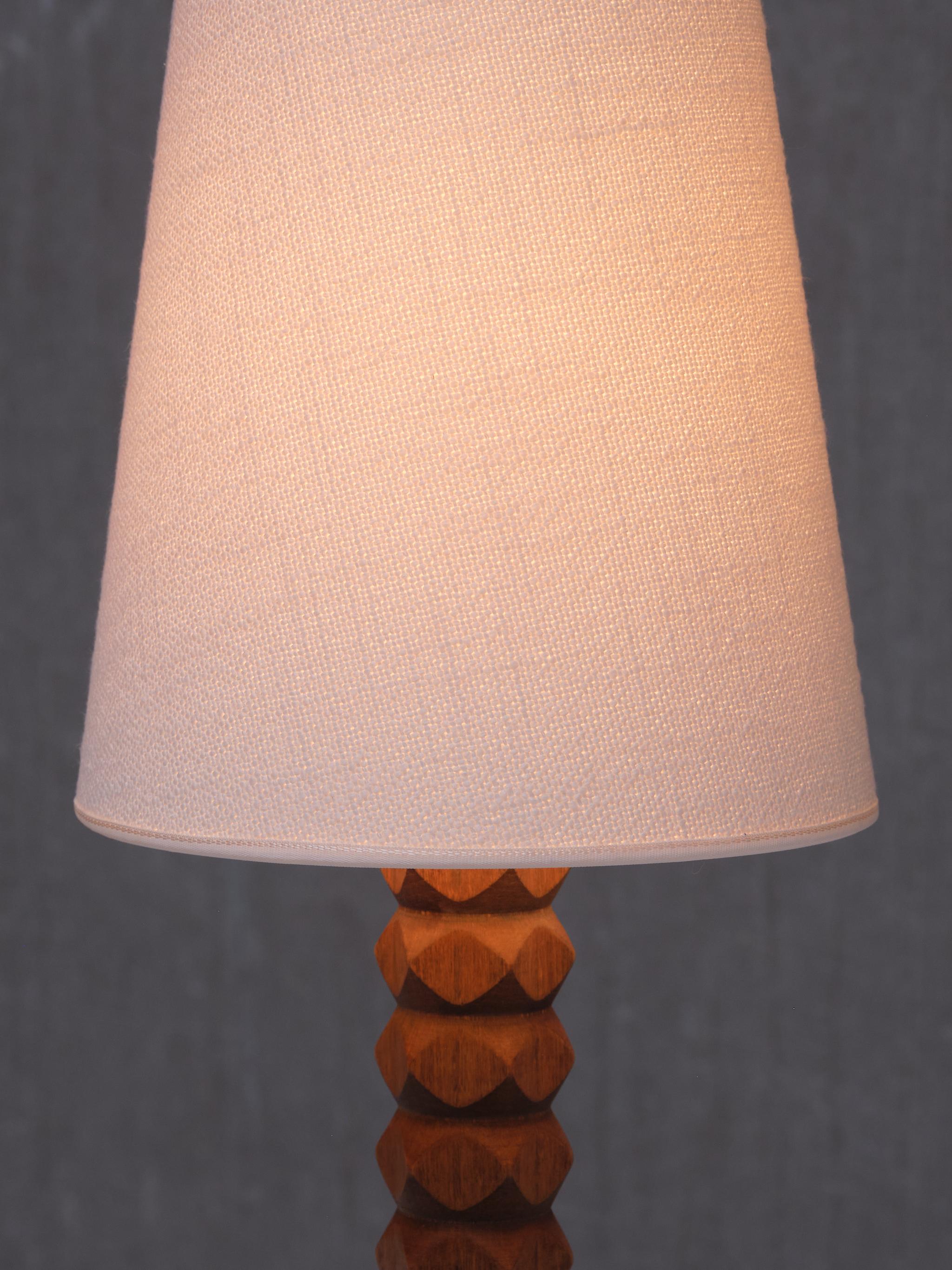 Charles Dudouyt Attributed Table Lamp in Oak with Ivory Shade, France, 1950s For Sale 2