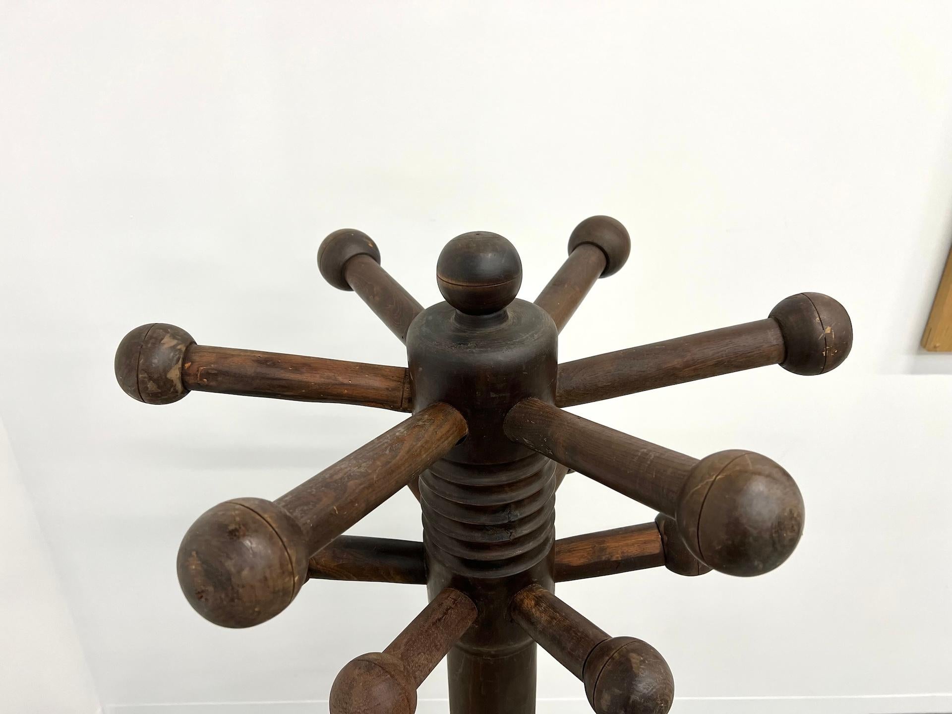 Charles Dudouyt coat rack, circa 1940 In Good Condition For Sale In LYON, FR