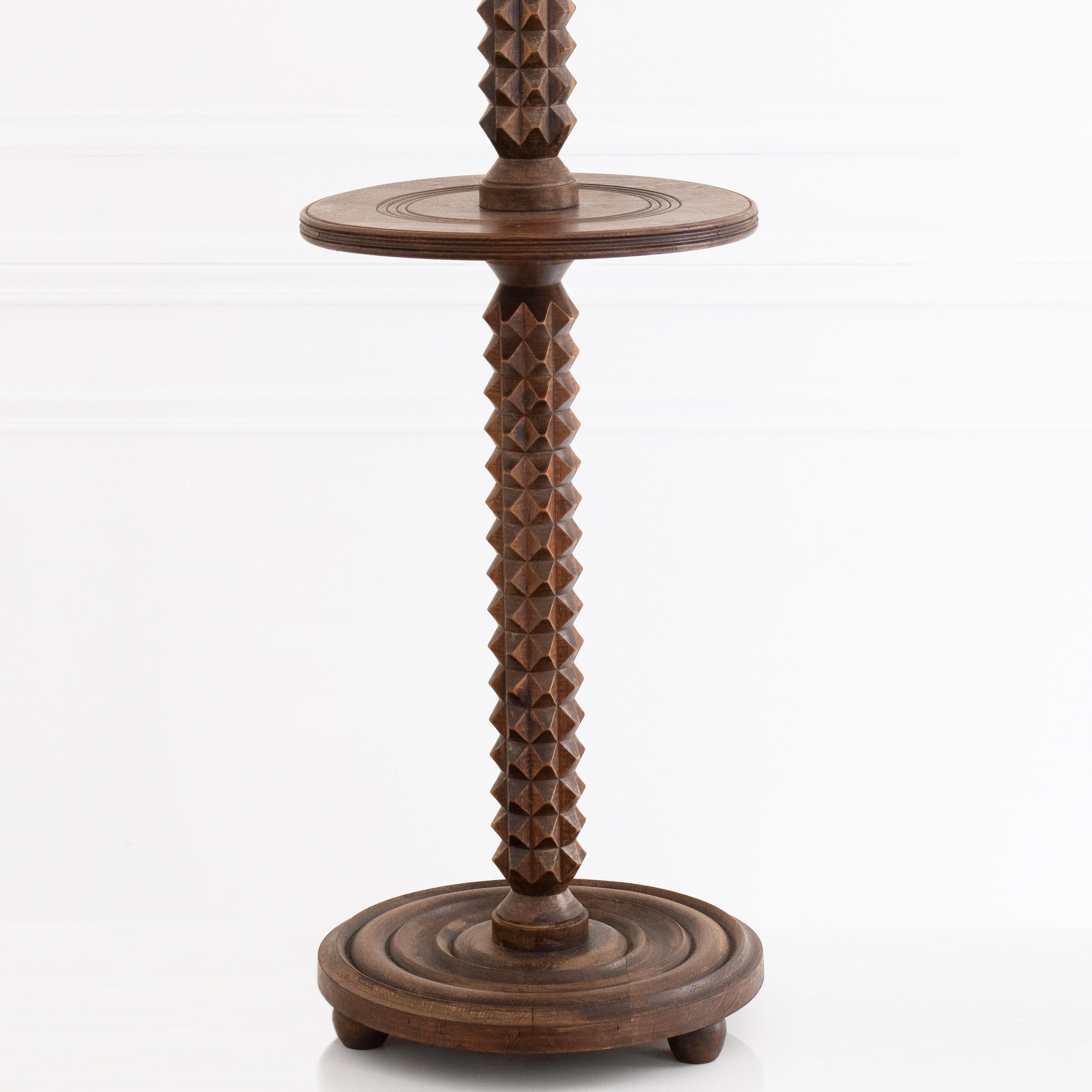 Charles Dudouyt, Vintage French Floor Lamp in Carved Walnut, Art Déco, 1940s In Good Condition For Sale In London, GB