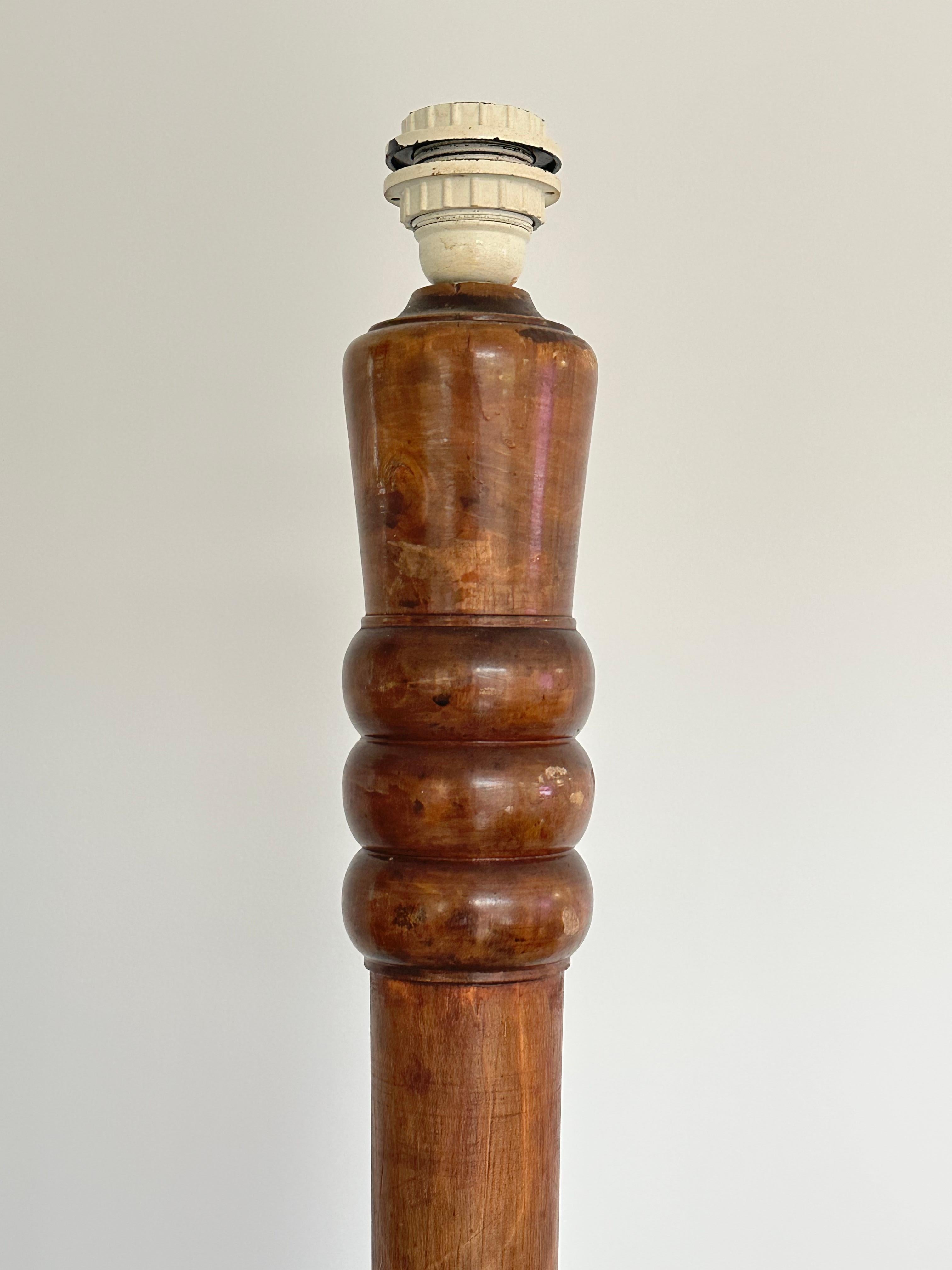 Charles Dudouyt, French rustic chic design alterable floor lamp, circa 1940s For Sale 11