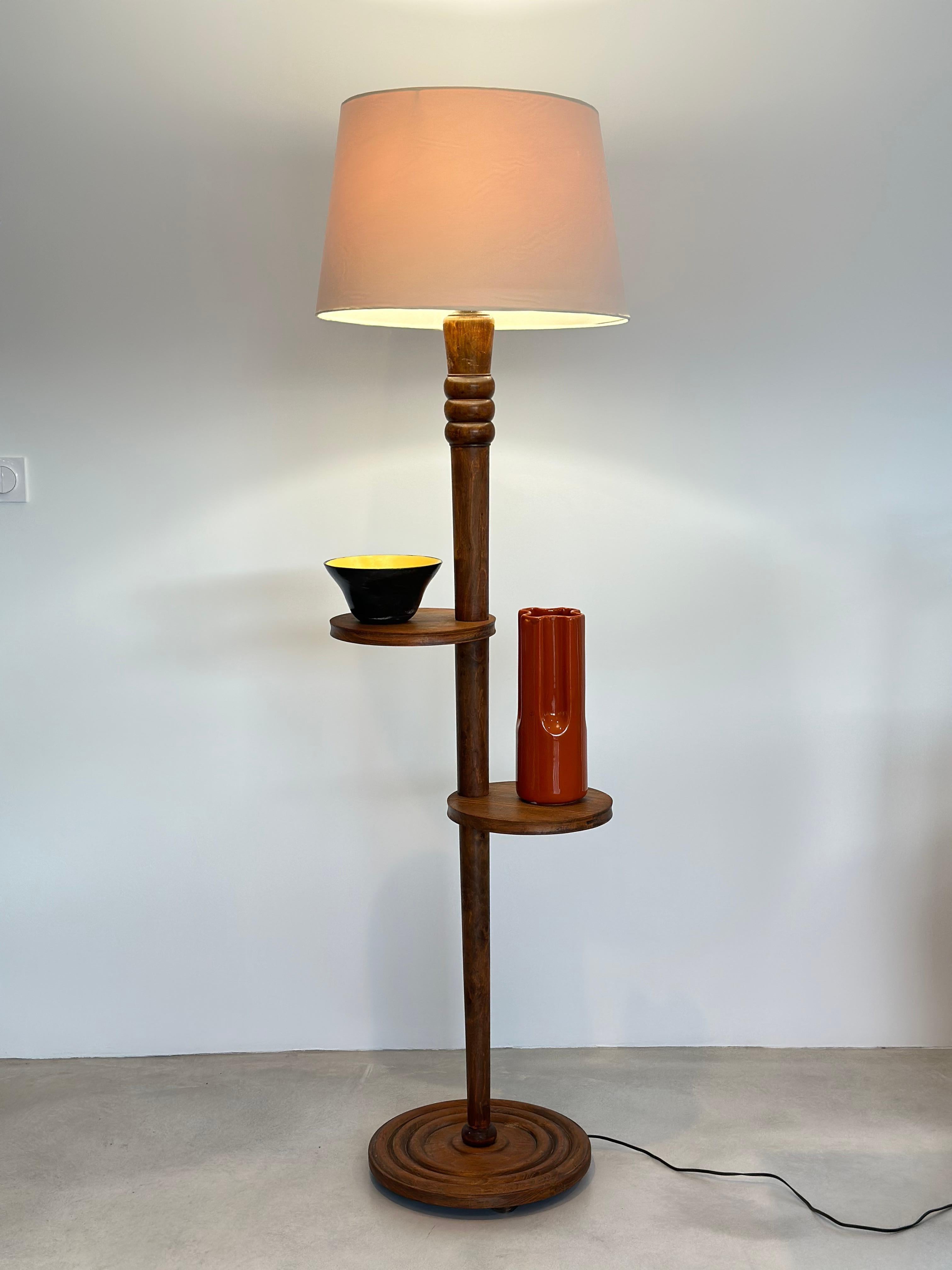 Charles Dudouyt, French rustic chic design alterable floor lamp, circa 1940s In Good Condition For Sale In leucate, FR