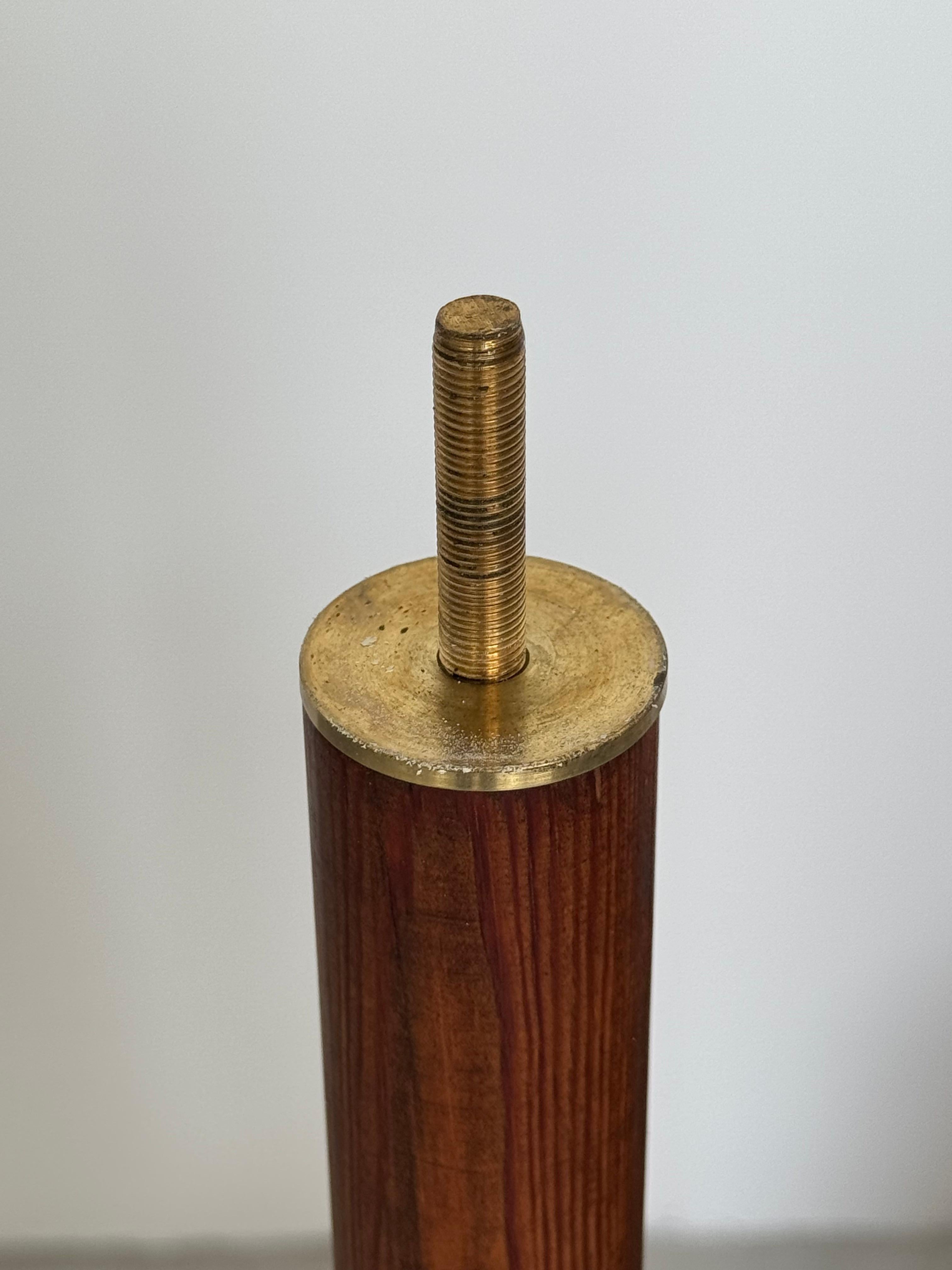Charles Dudouyt, rara lampada in legno 