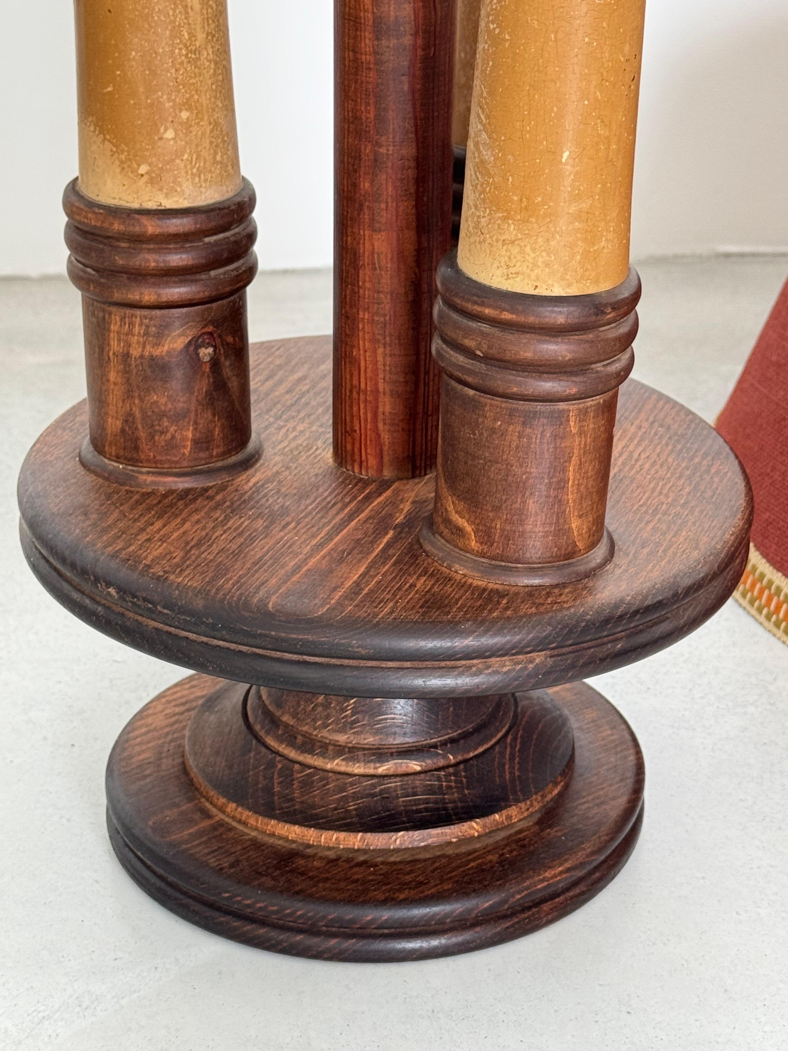 Charles Dudouyt, rara lampada in legno 