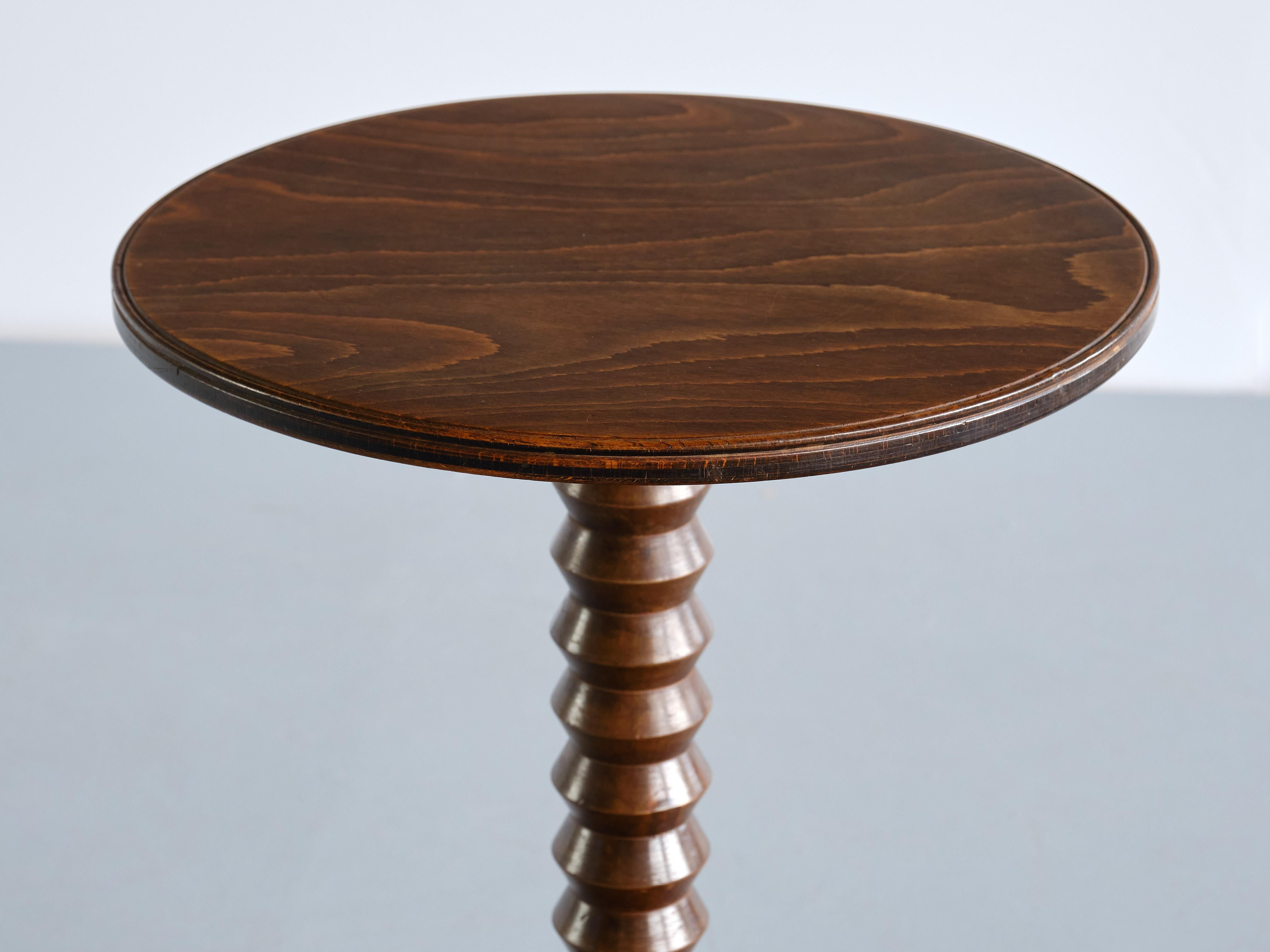Mid-Century Modern Charles Dudouyt Round Side Table in Oak Wood, France, Late 1940s