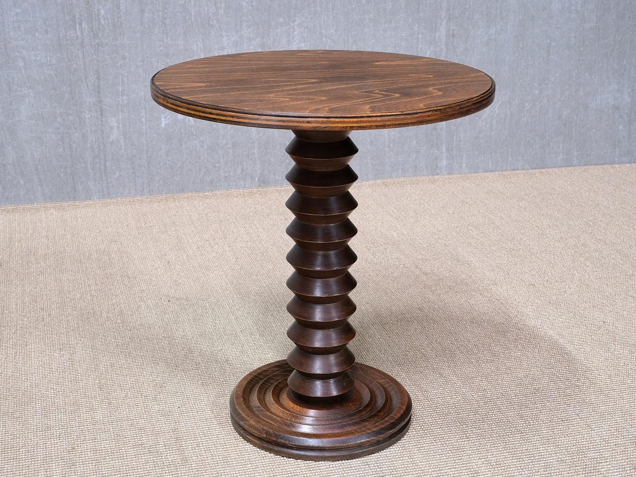 Charles Dudouyt Round Side Table in Solid Oak Wood, France, Late 1940s mediados del siglo XX en venta