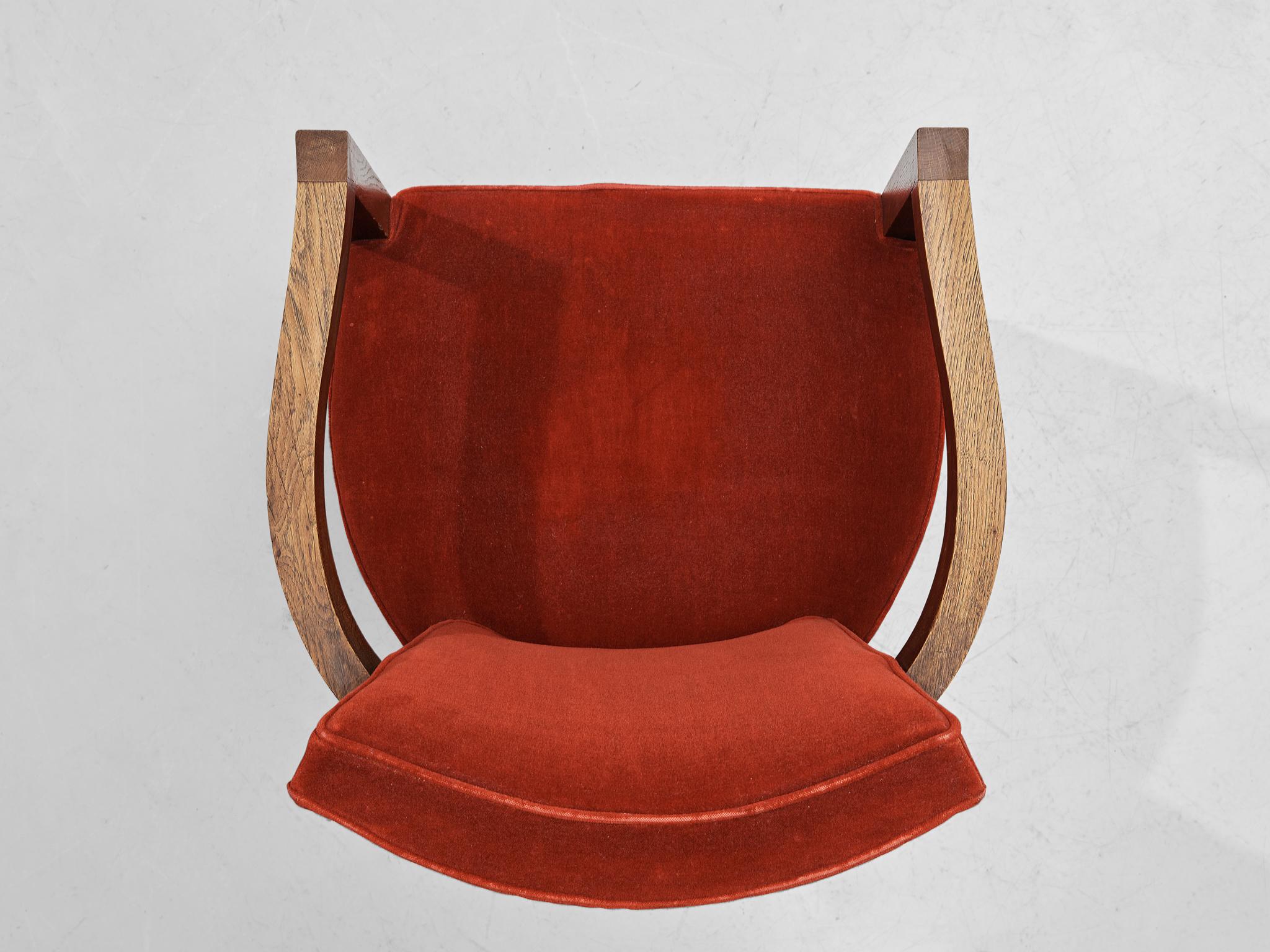 Charles Dudouyt: Vierer-Sessel aus Eiche und rotem Samt  (Französisch)