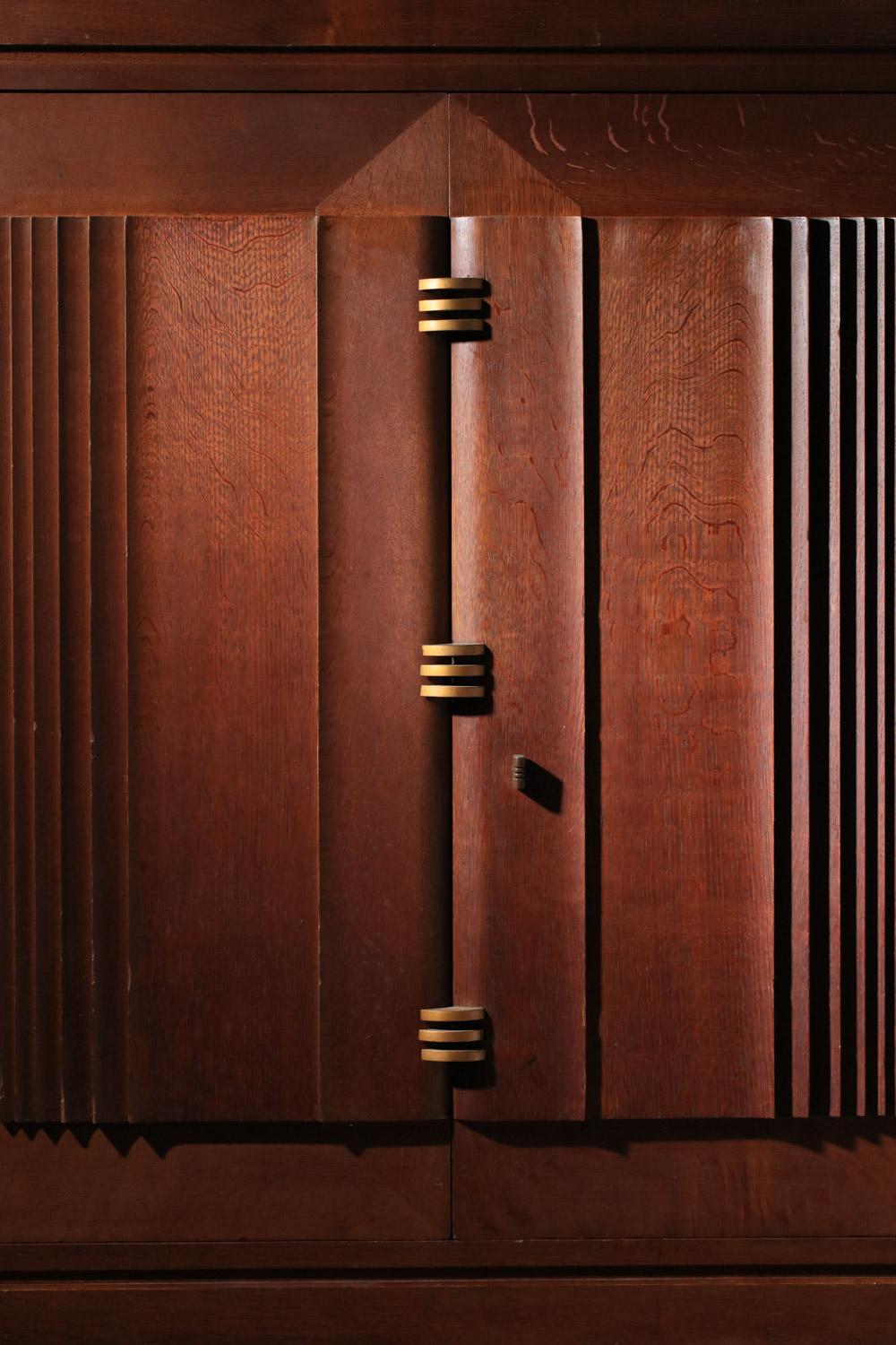 Metà XX secolo Credenza Charles Dudouyt in rovere art déco degli anni '30 francese in vendita