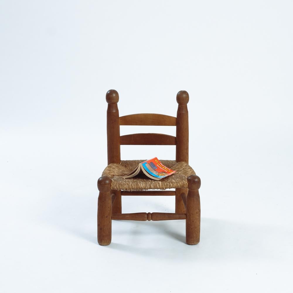 Vannerie Chaises basses en chêne paillé de style Charles Dudouyt, années 1960 en vente