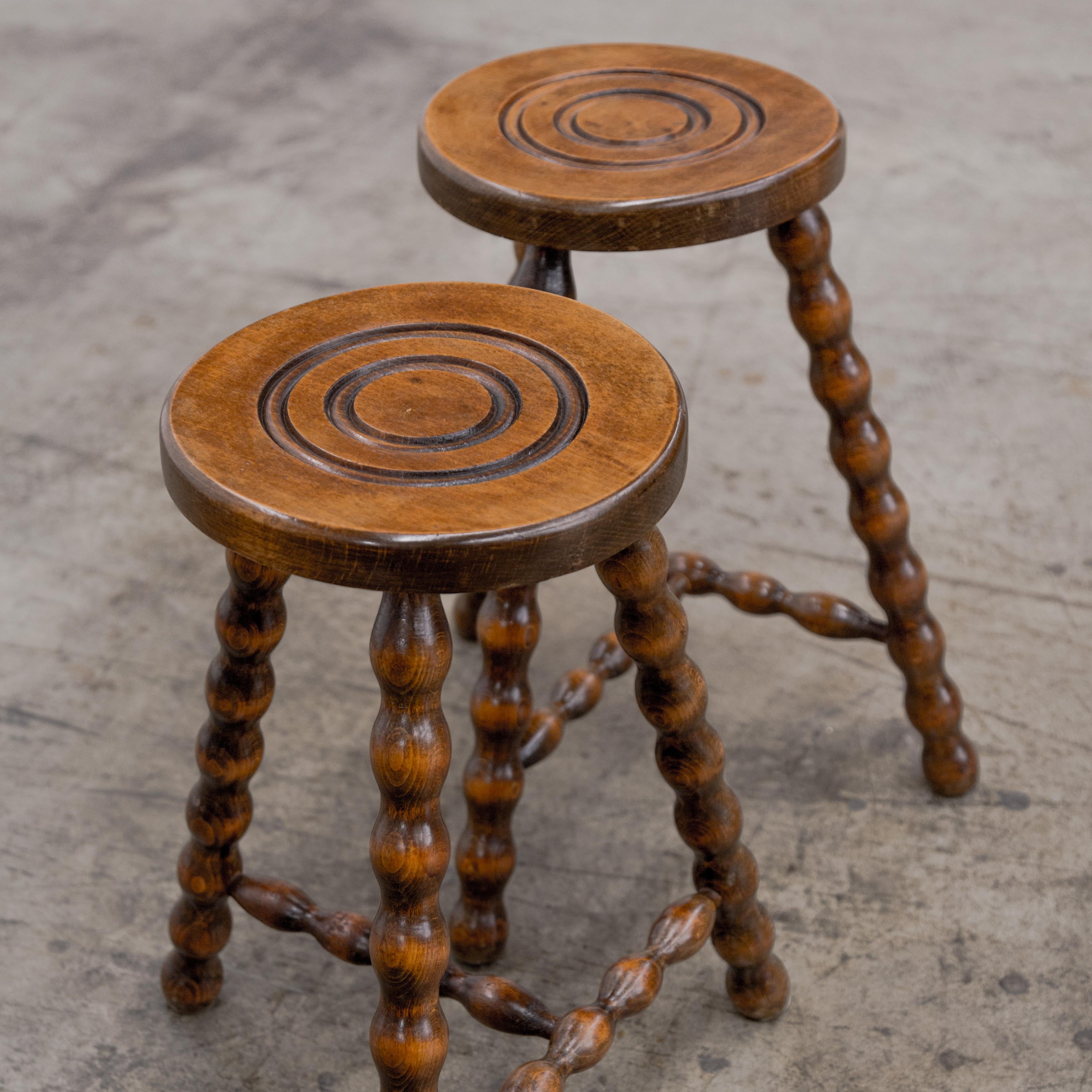 Estilo Charles Duduoyt  Taburetes Brutalistas Madera en venta