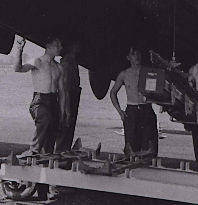 Photographie du bombardier de Lancaster, G pour George en vente 1