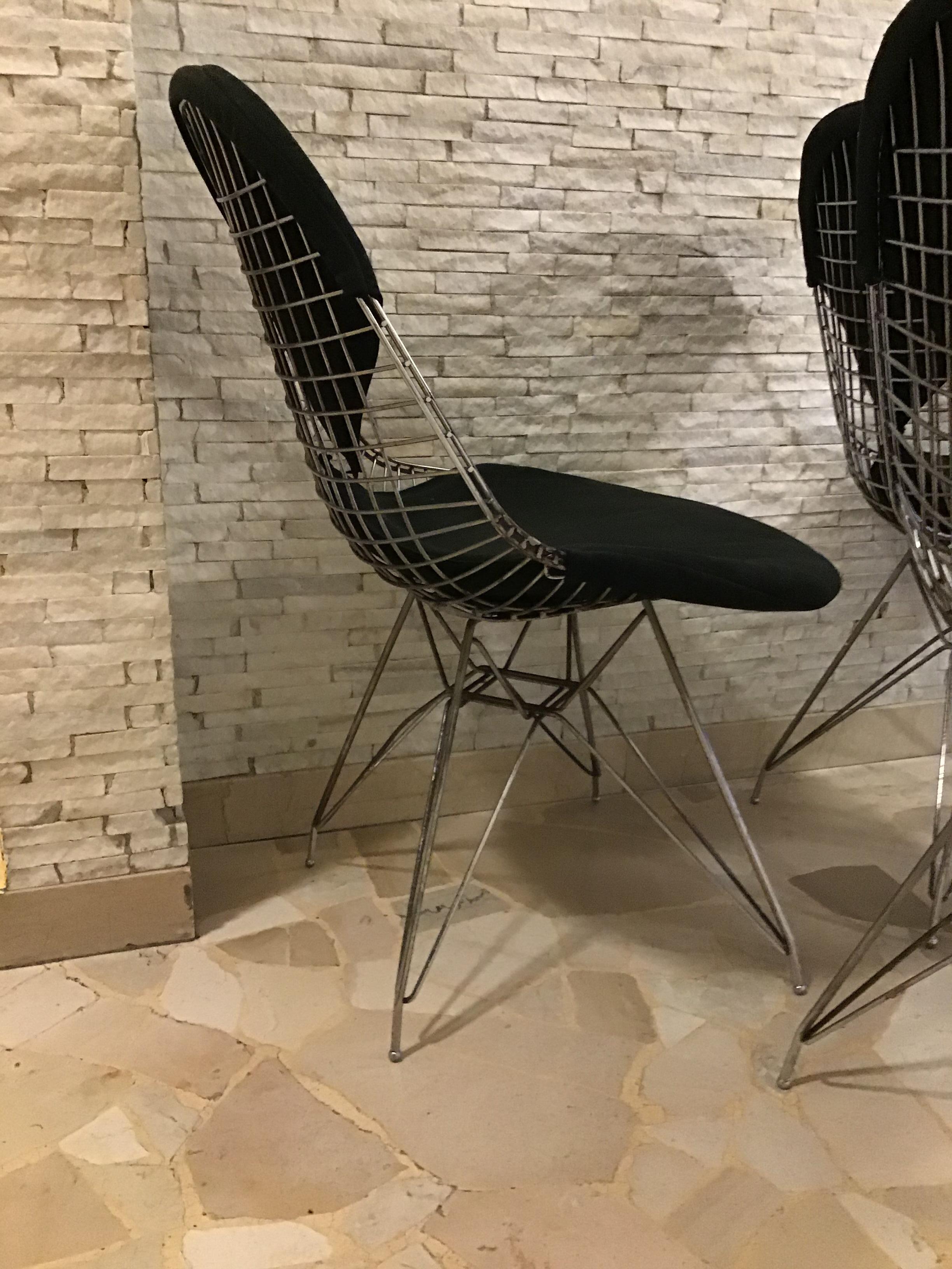 Charles e Ray Eames Chairs Metal Crome, 1970, Italy For Sale 8