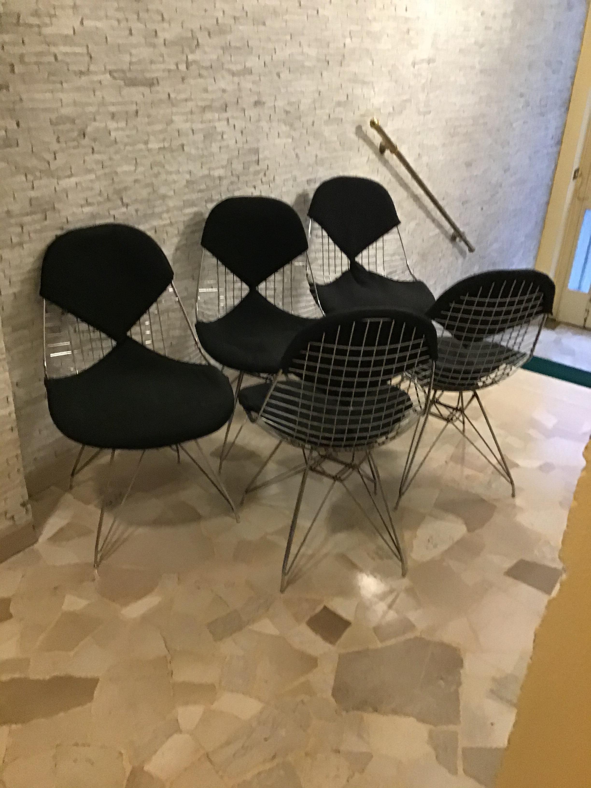 Charles e Ray Eames Chairs Metal Crome, 1970, Italy For Sale 12