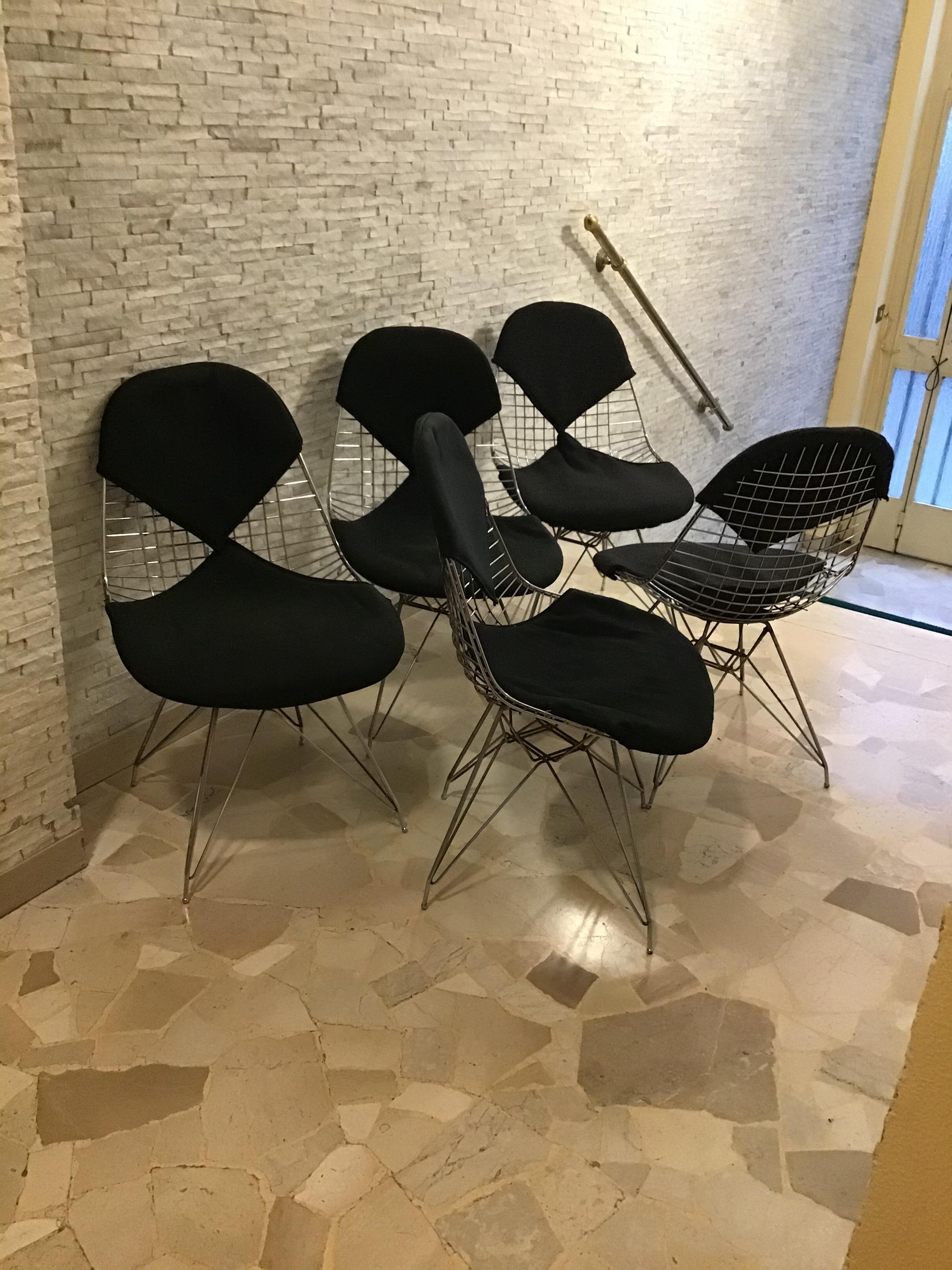 Charles e Ray Eames Chairs Metal Crome, 1970, Italy For Sale 13