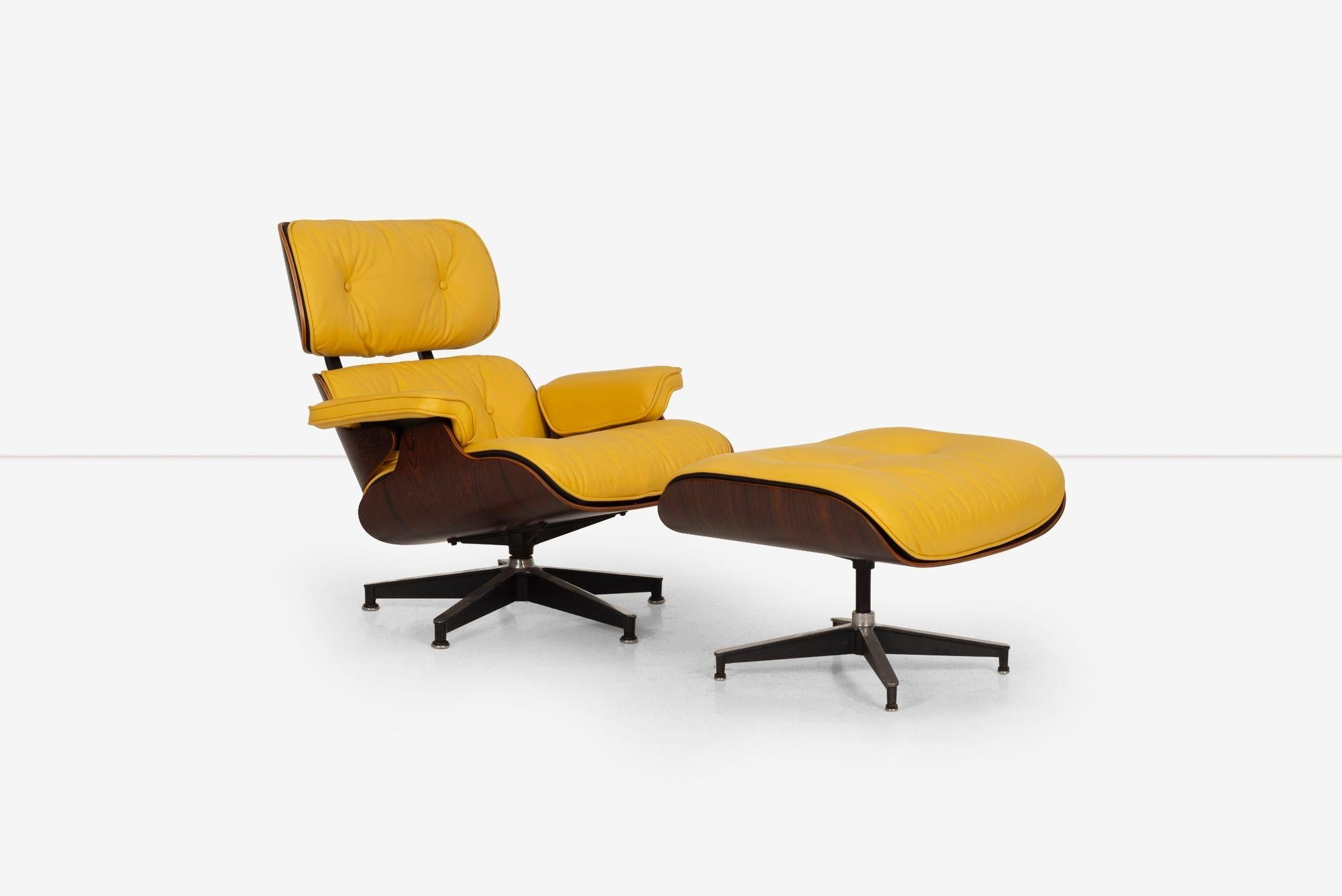 American Charles Eames 670 & 671 Rosewood Lounge Chair and Ottoman for Herman Miller For Sale