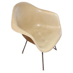 Vintage Charles Eames DAX Armchair Edition Herman Miller Fibreglass