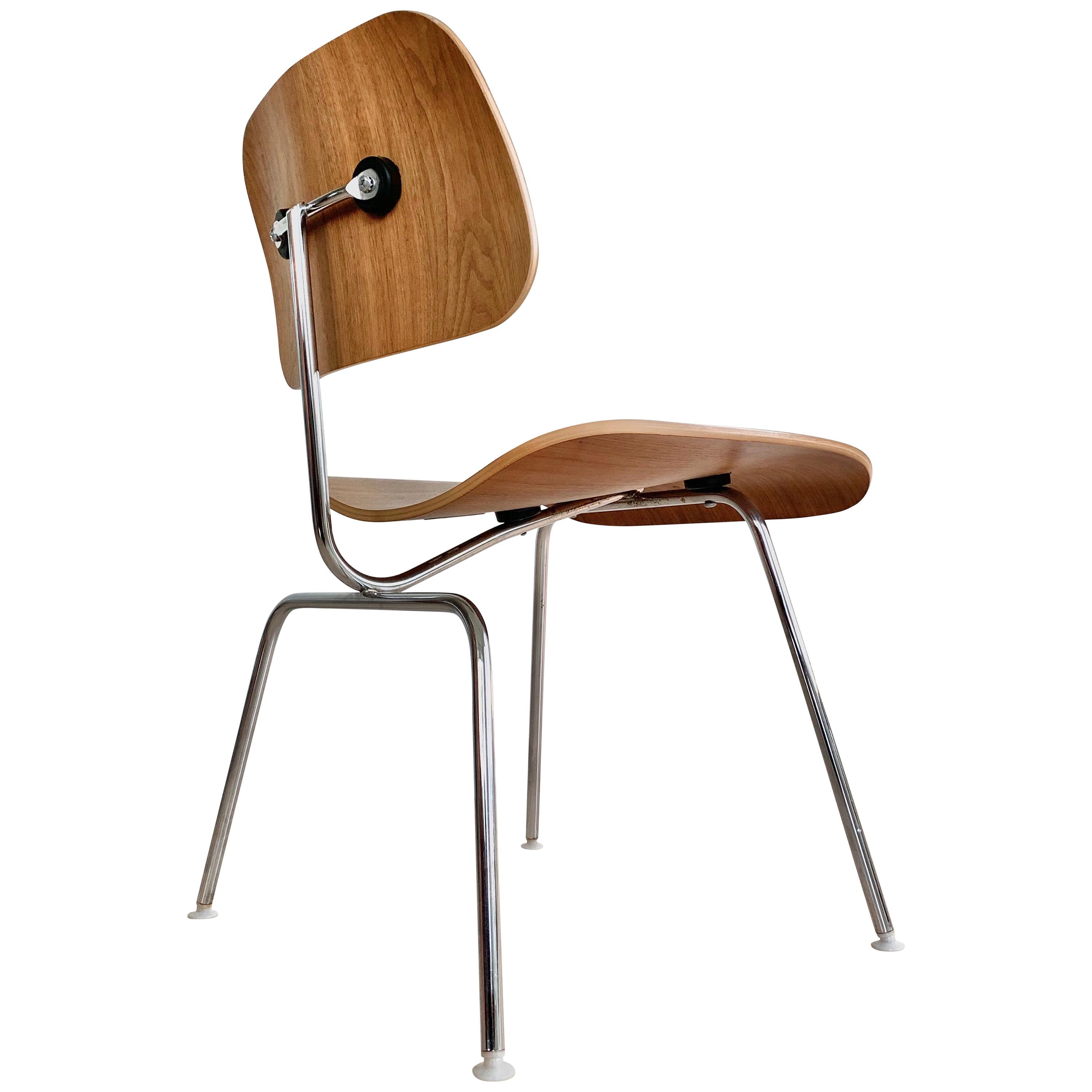 Charles Eames DCM Wallnut Chair by Herman Miller For Sale