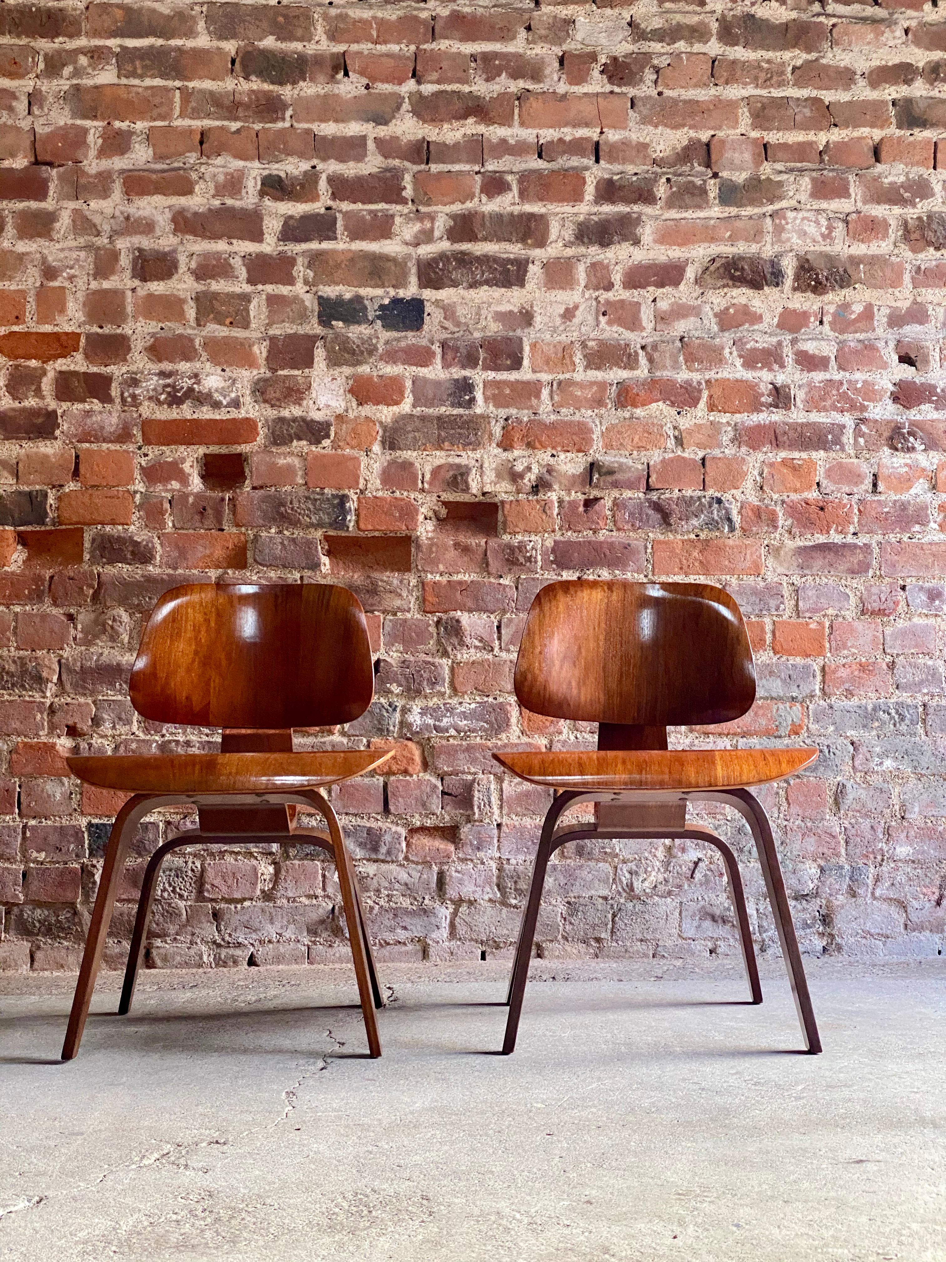 Charles Eames DCW dining chairs by Herman Miller, circa 1950
Rare early pair of DCW chairs, designed by Charles and Ray Eames for Herman Miller in 1946, labelled 'Charles Eames design Herman Miller Zeeland Michigan, circa 1950. Original Herman