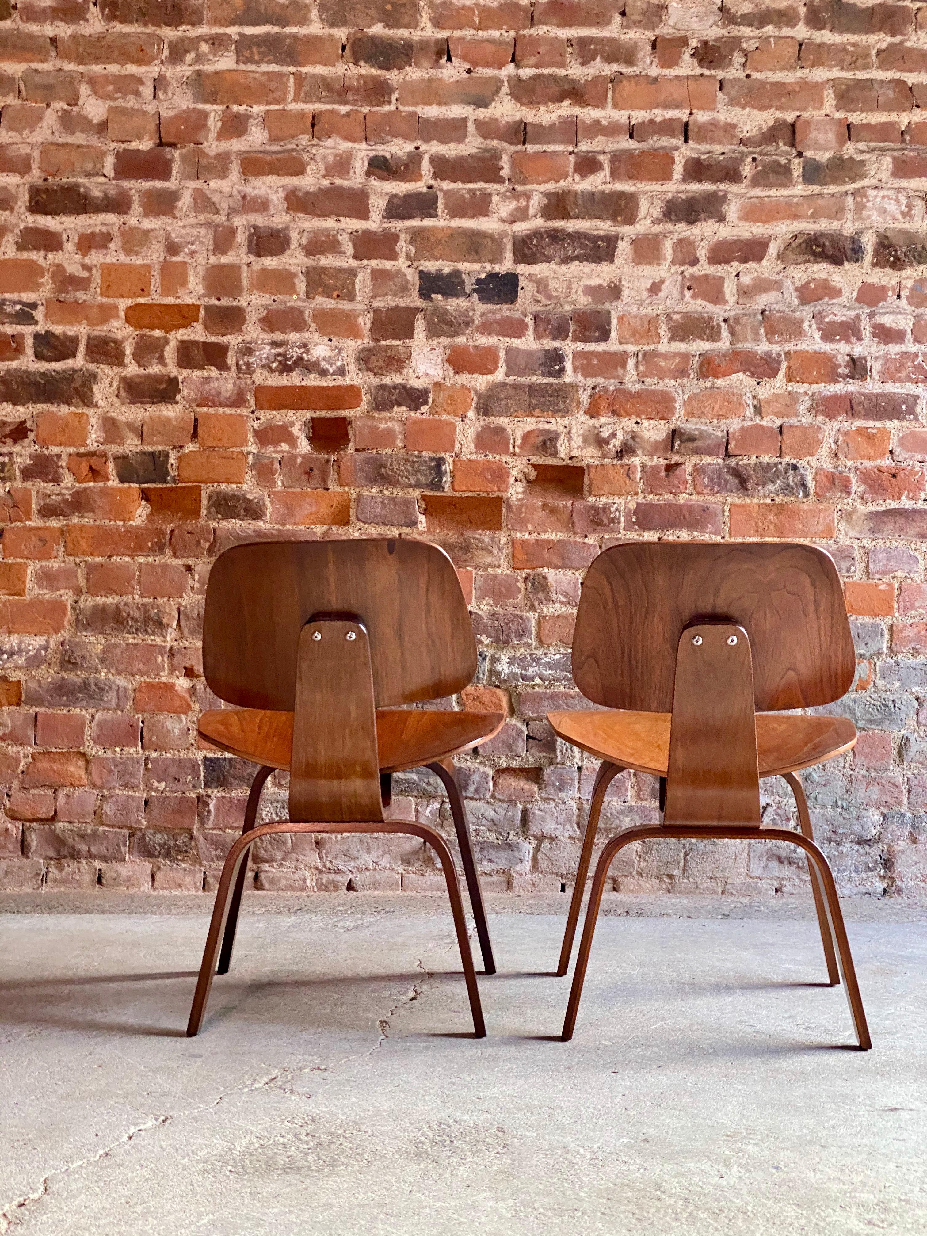 Charles Eames DCW Dining Chairs by Herman Miller, circa 1950 1