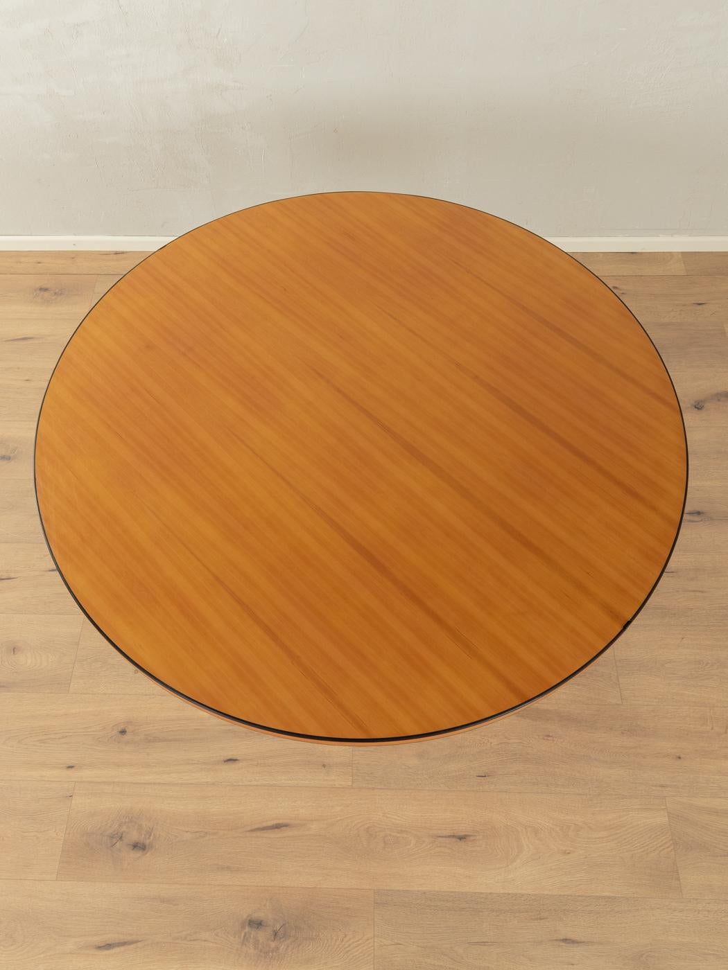 Mesa de comedor Charles Eames, Vitra Suizo