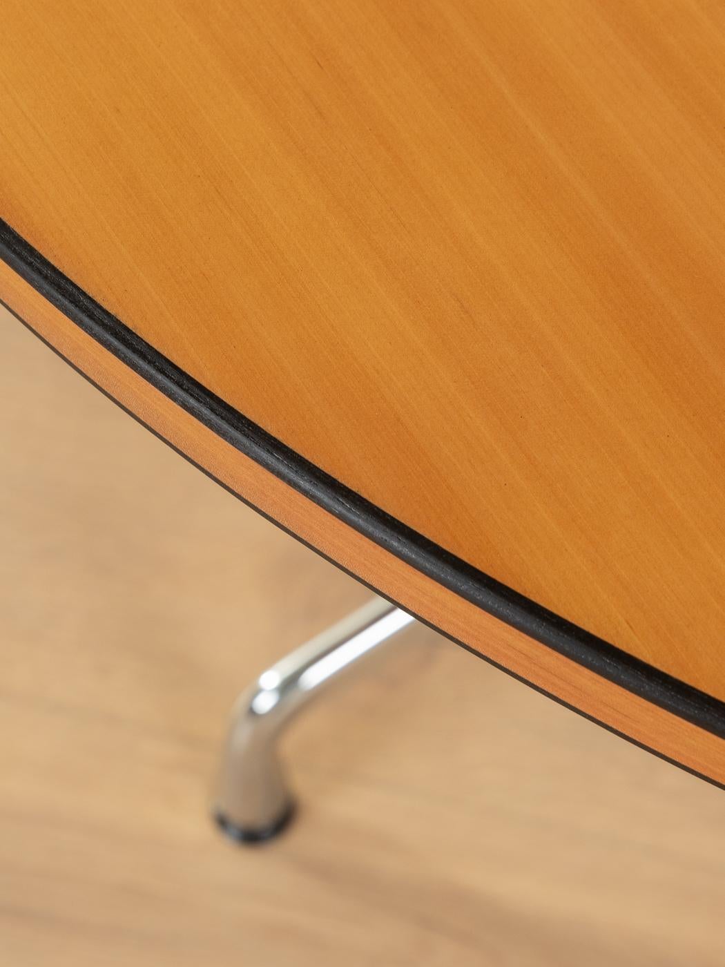 Mesa de comedor Charles Eames, Vitra en Bueno Estado en Neuss, NW