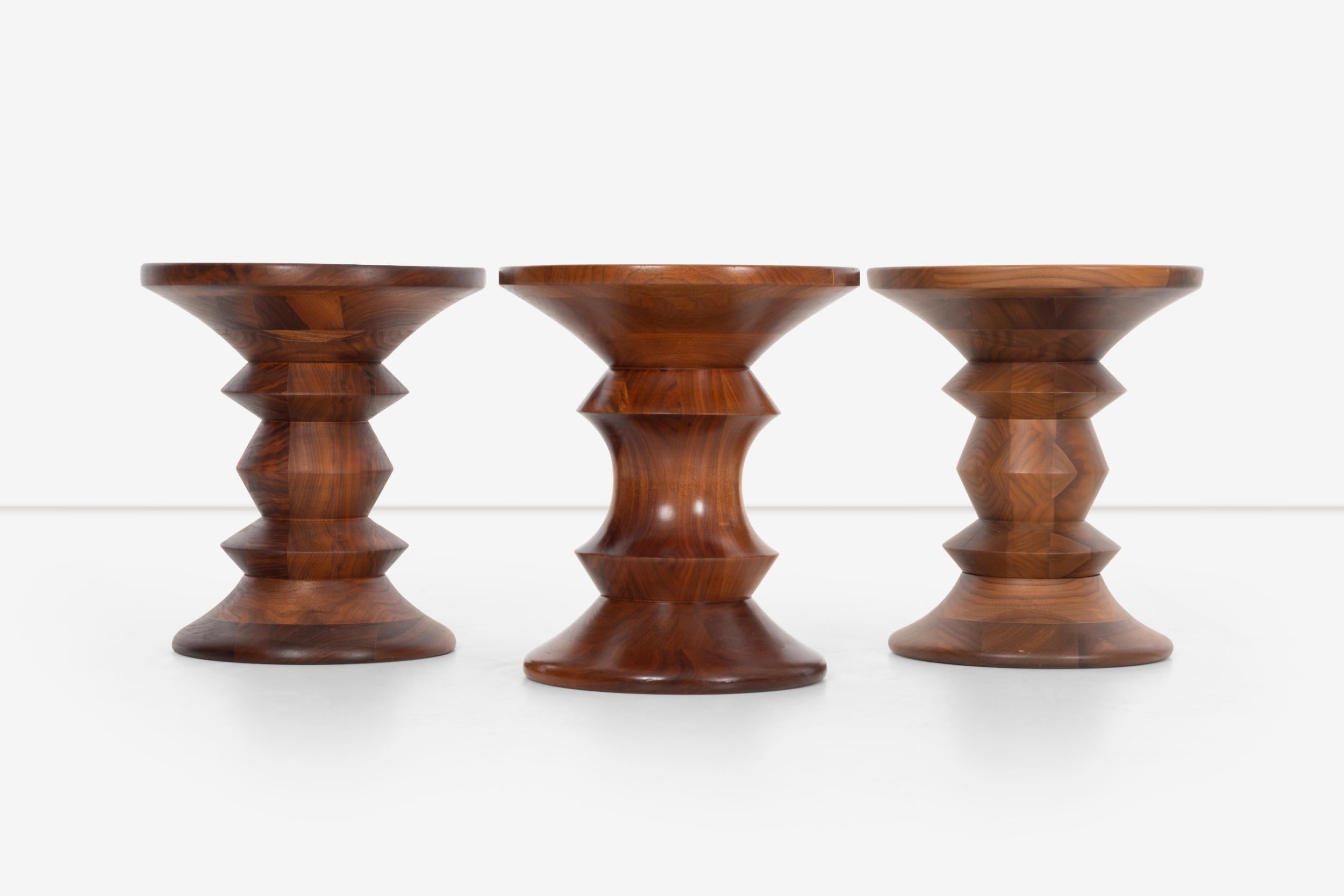 Charles Eames early time life stools set of three 1960
Two have the same profile oiled walnut.