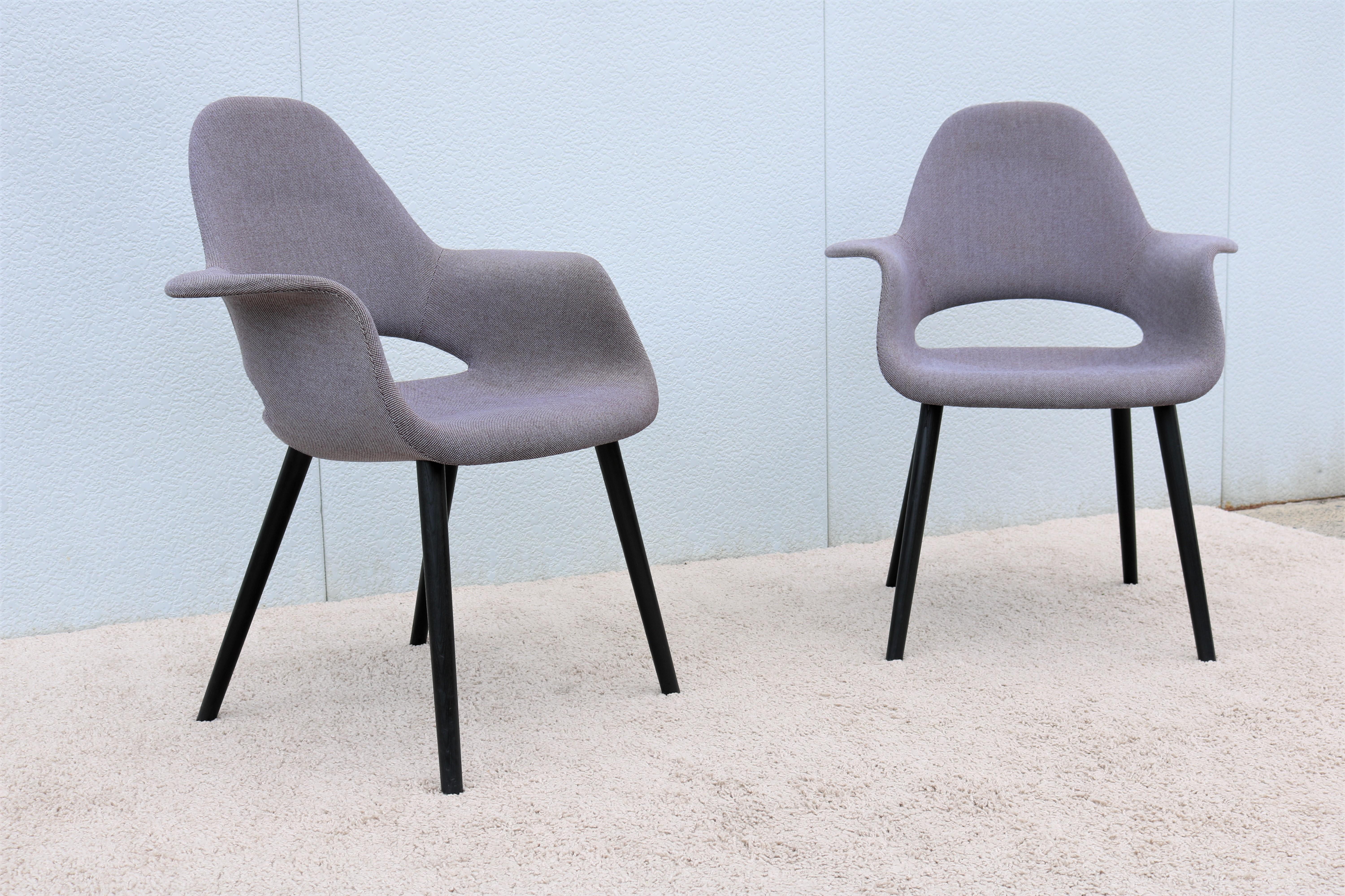 The iconic classic Organic chair was designed by Charles Eames and Eero Saarinen in 1940 as a joint entry to the 