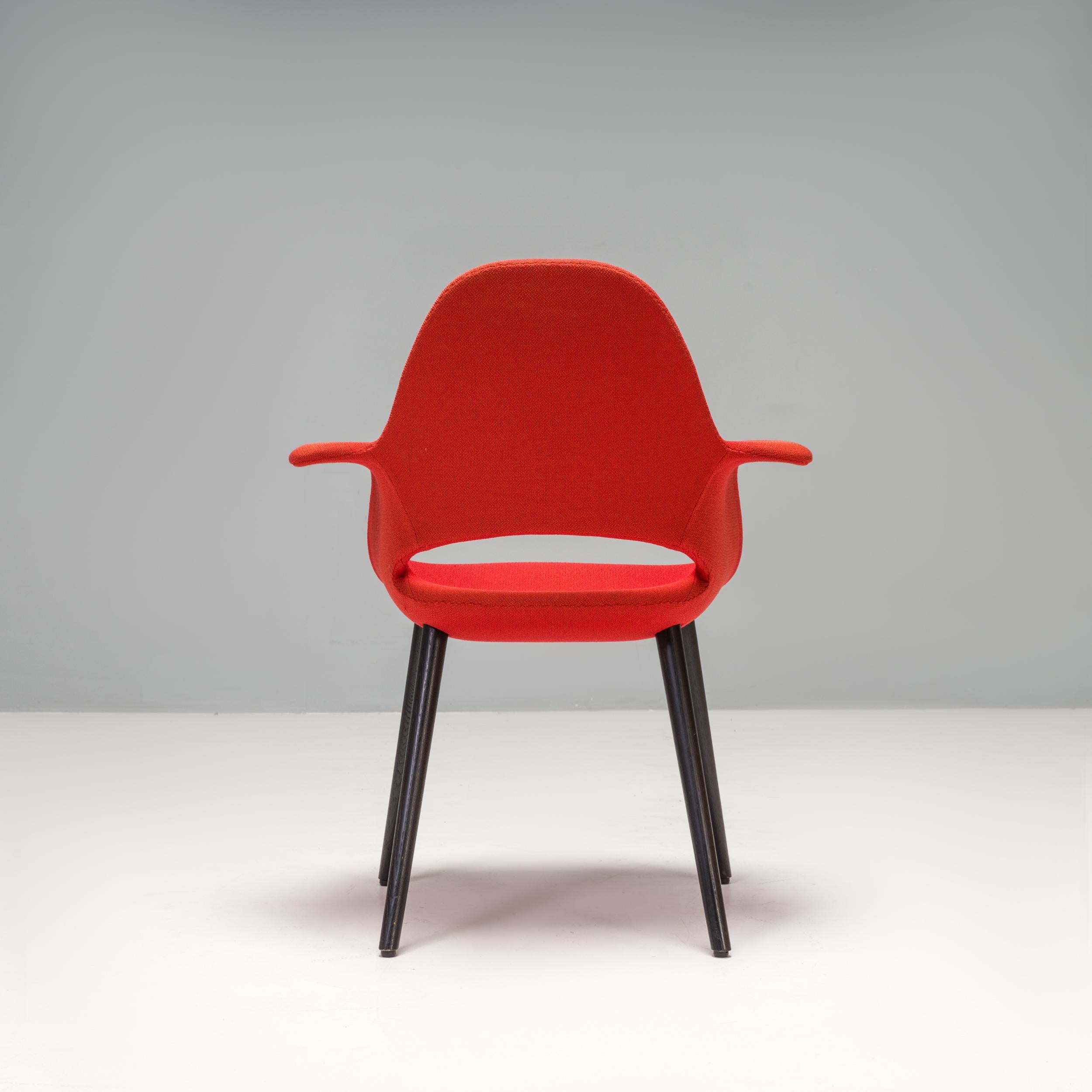 Charles Eames & Eero Saarinen für Vitra Rote Bio-Esszimmerstühle, 7er-Set (Asche)