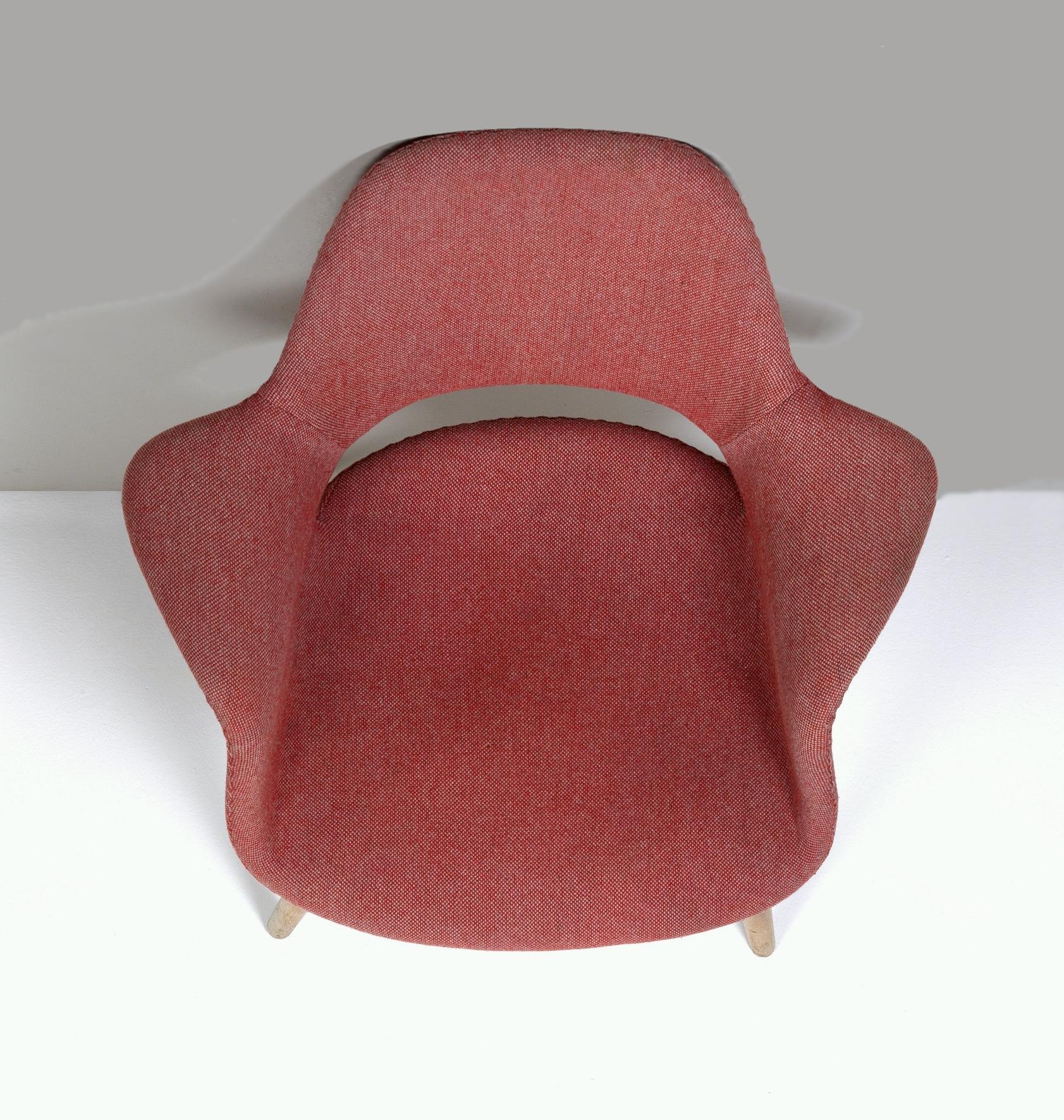 Mid-Century Modern Charles Eames & Eero Saarinen “Organic Chair” Model No. A3501, 1950, USA For Sale