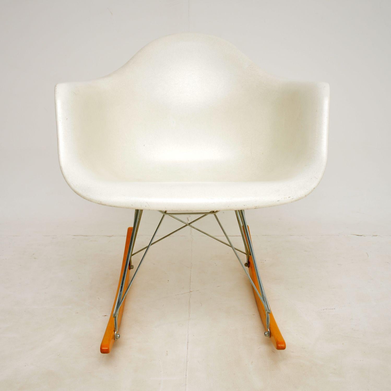 modernica eames rocker