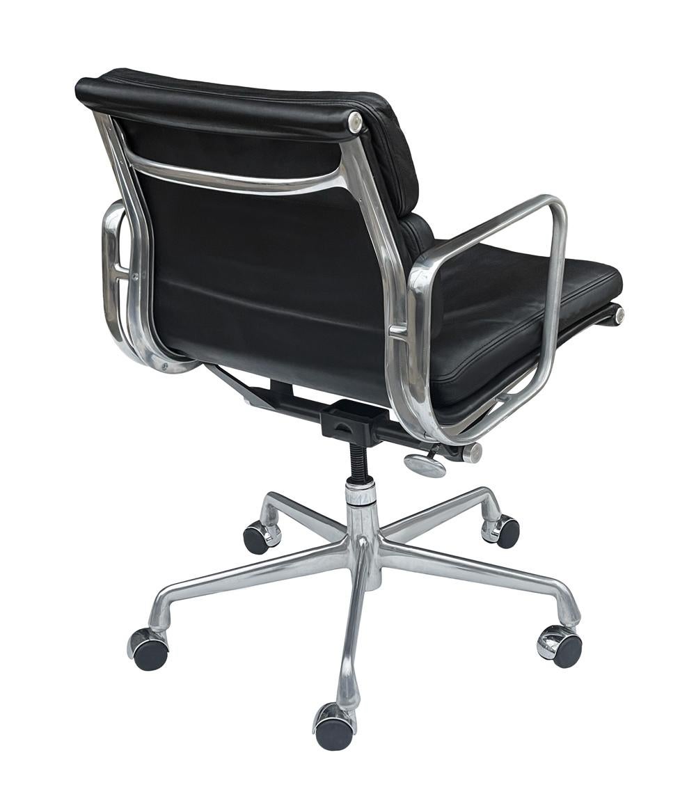 Late 20th Century Charles Eames for Herman Miller Aluminum Group Office Chair in Black Leather