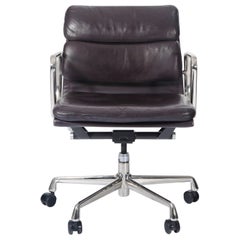 Used Charles Eames for Herman Miller Auburgine Soft Pad Management Chair, circa 1980