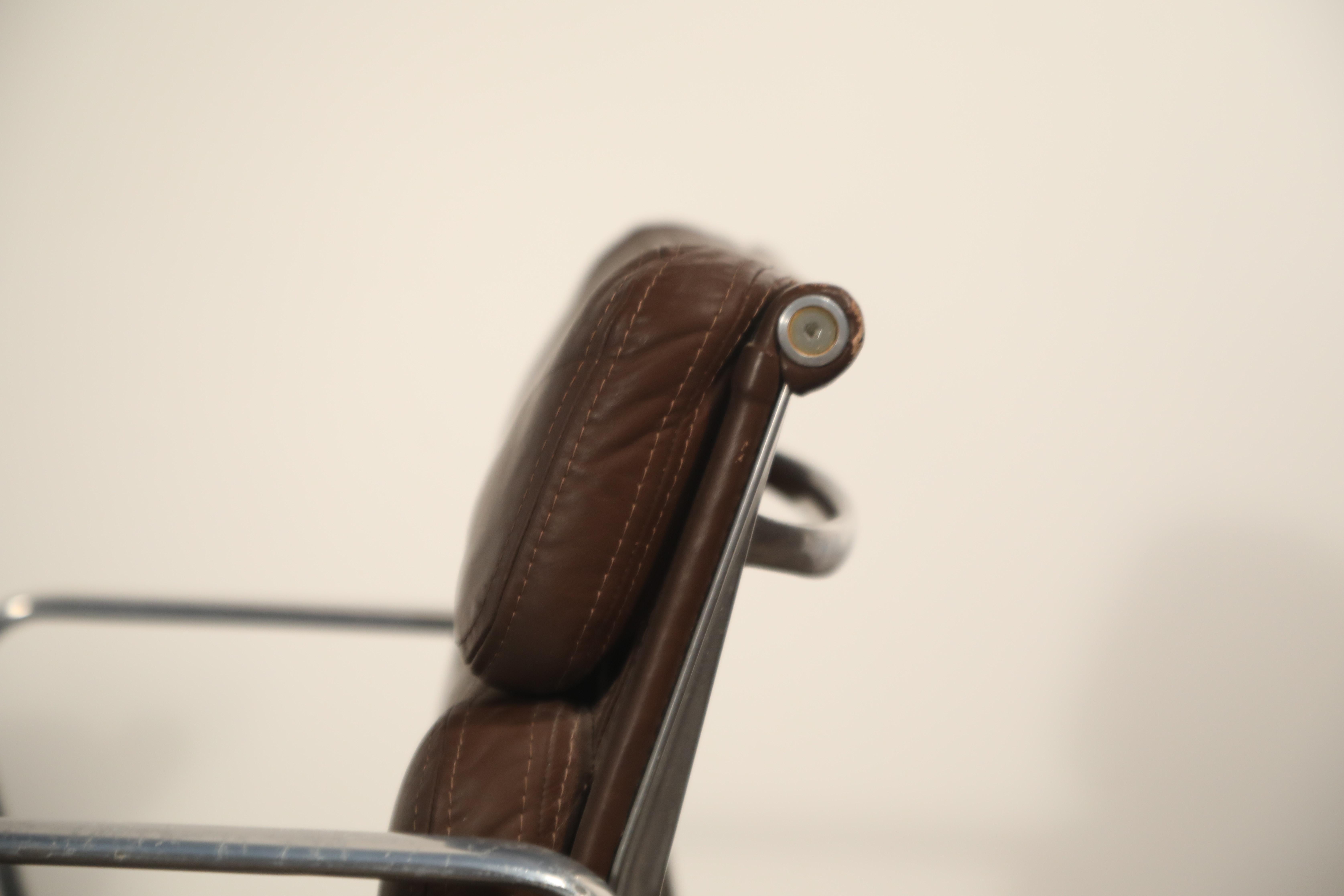 Charles Eames for Herman Miller Dark Brown Soft Pad Management Chair:: circa 1970 10