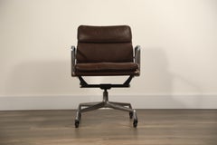 Charles Eames for Herman Miller Dark Brown Soft Pad Management Chair:: circa 1970