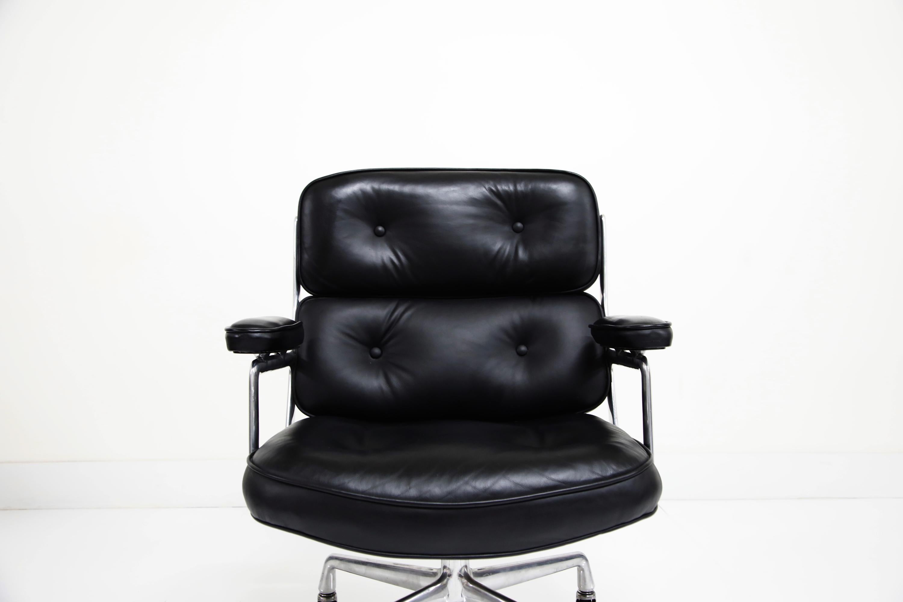 Charles Eames for Herman Miller Leather Time Life Executive Chair, 1975, Signed 9