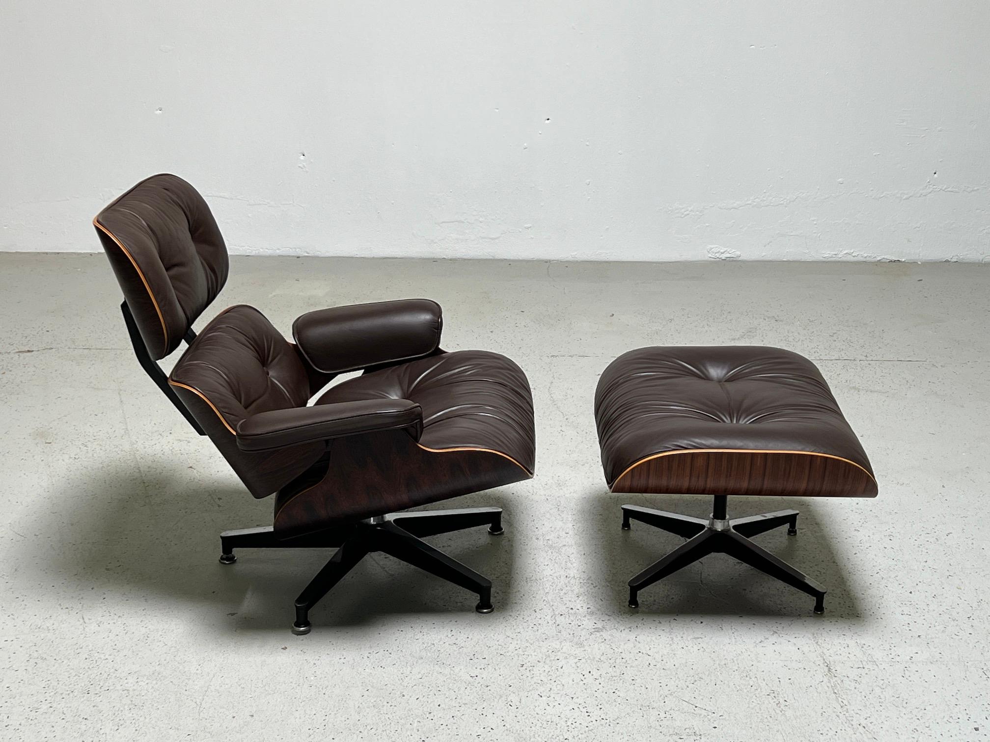 Charles Eames for Herman Miller Lounge Chair and Ottoman In Good Condition In Dallas, TX
