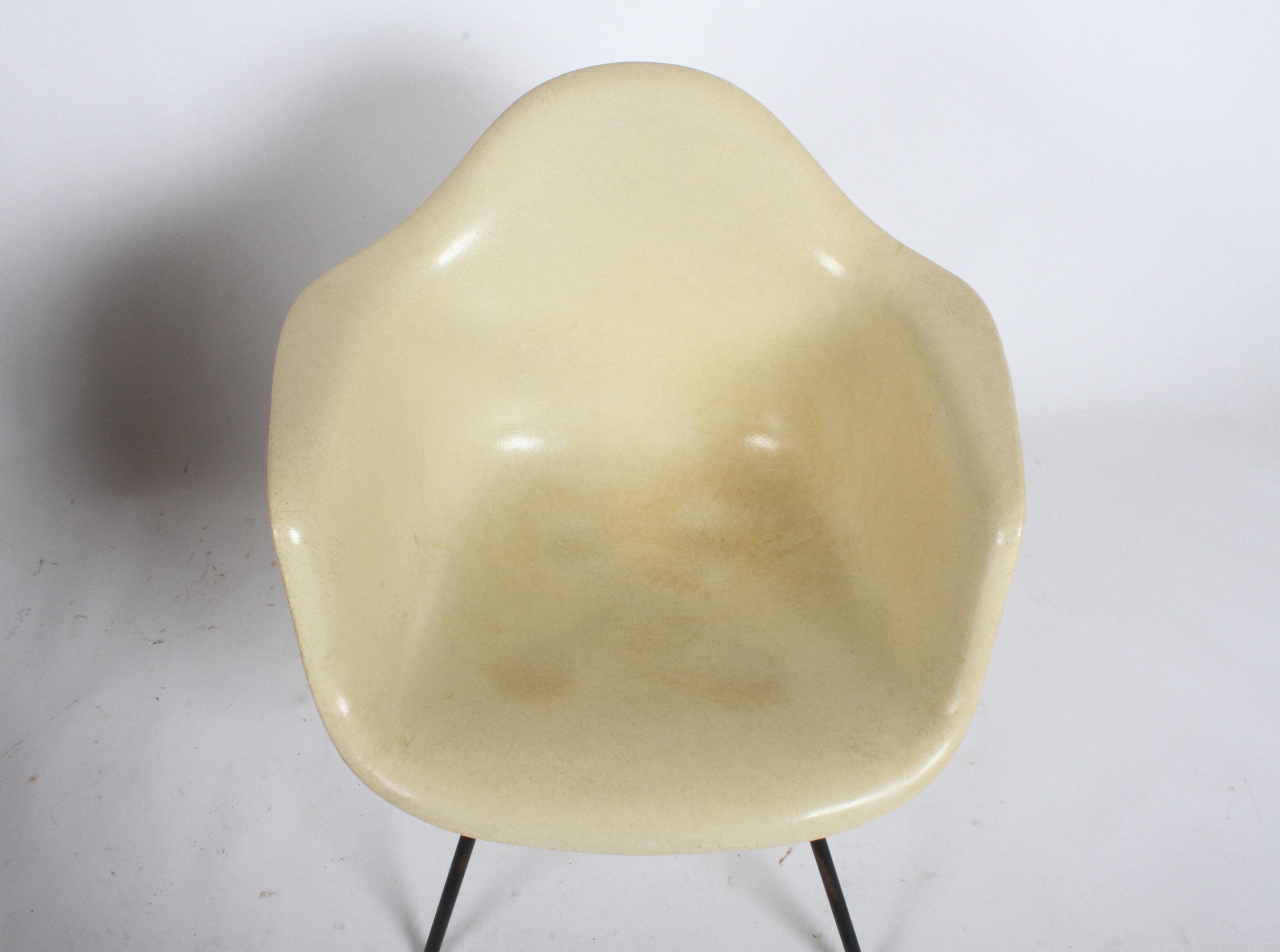 Metal Charles Eames for Herman Miller Low DAX Shell Armchair For Sale