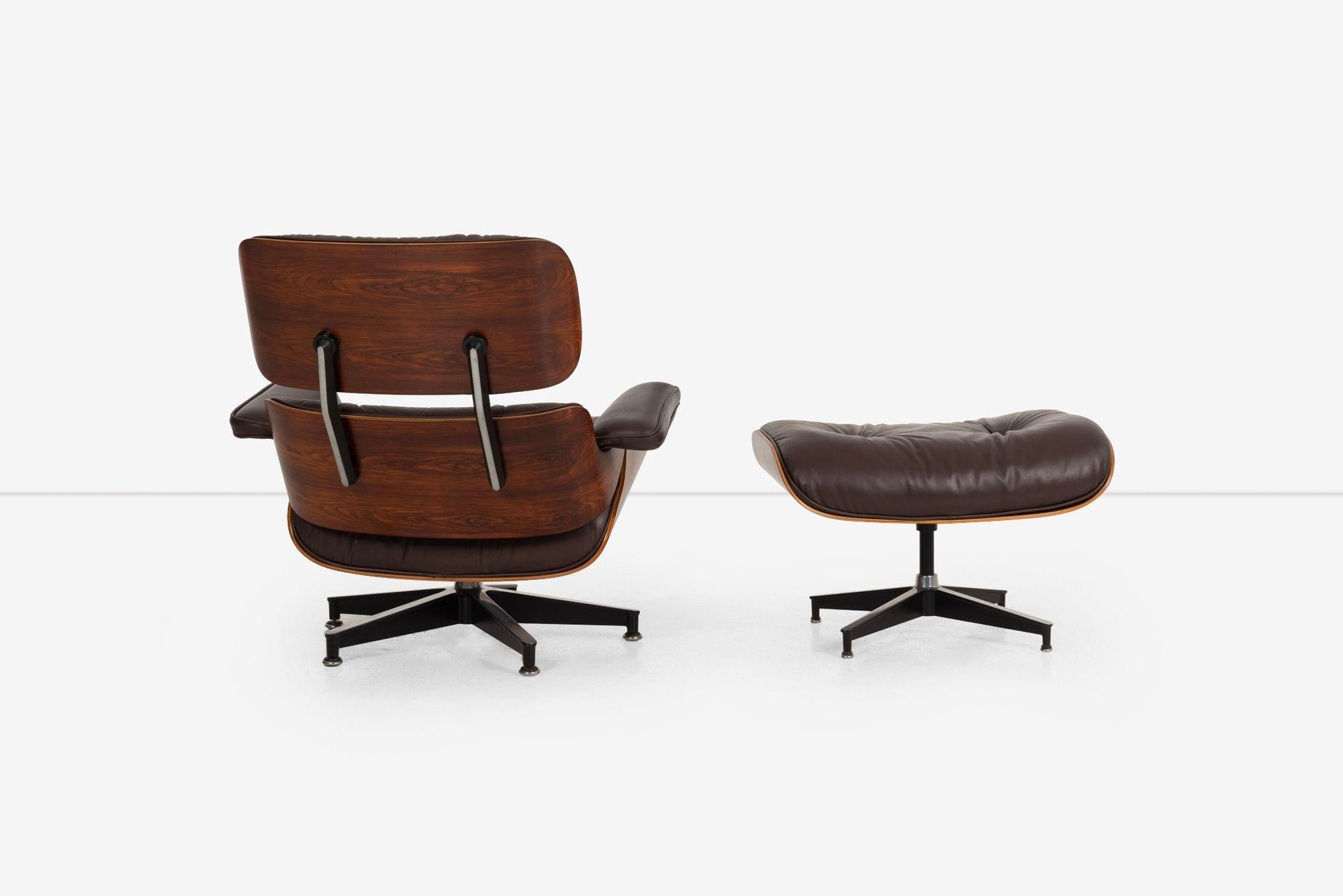 Charles Eames para Herman Miller Silla y otomana Rosewood 670/671, 1960 en Bueno estado para la venta en Chicago, IL