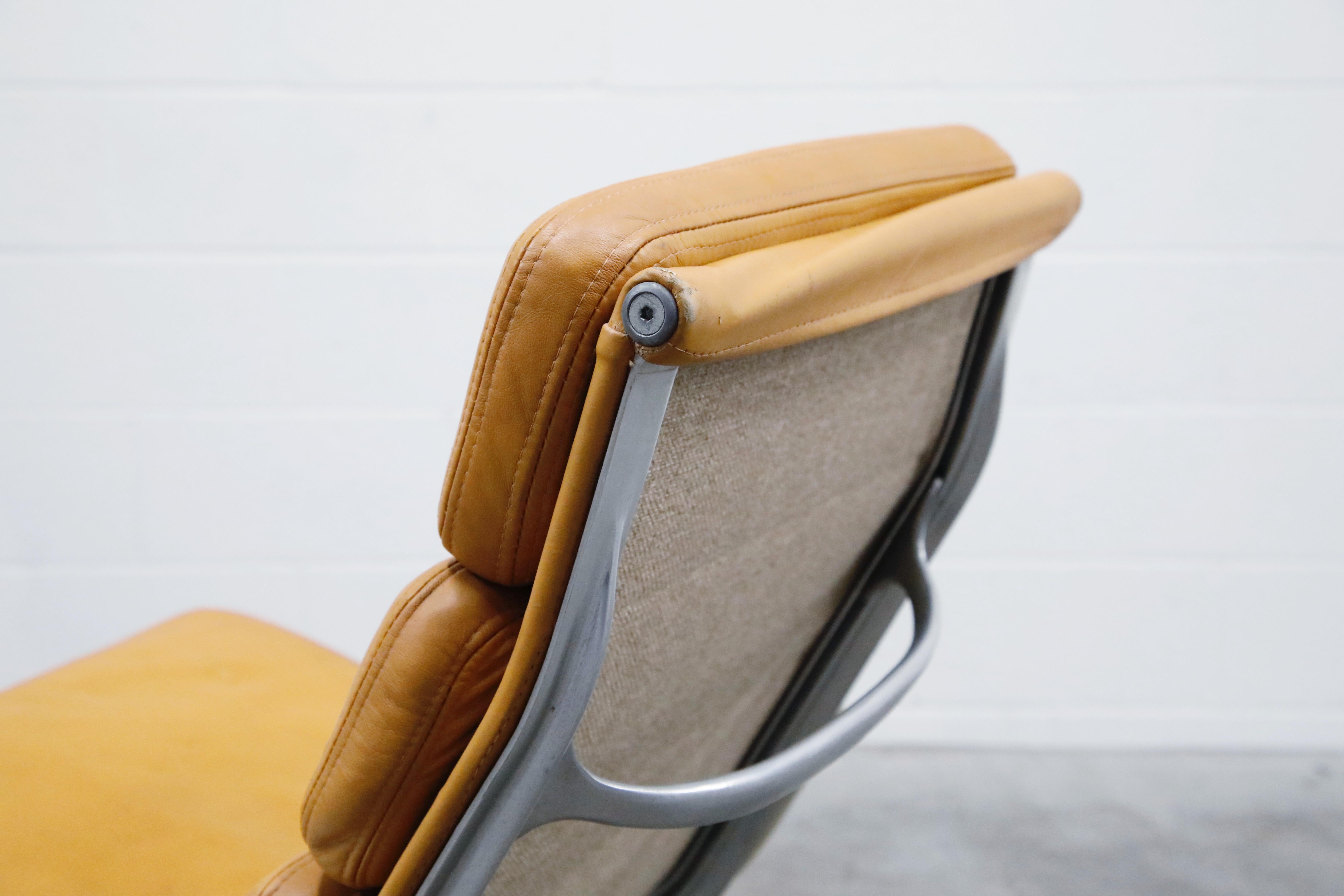 Charles Eames for Herman Miller Soft Pad Swivel Lounge Chairs, 1970s, Signed 8