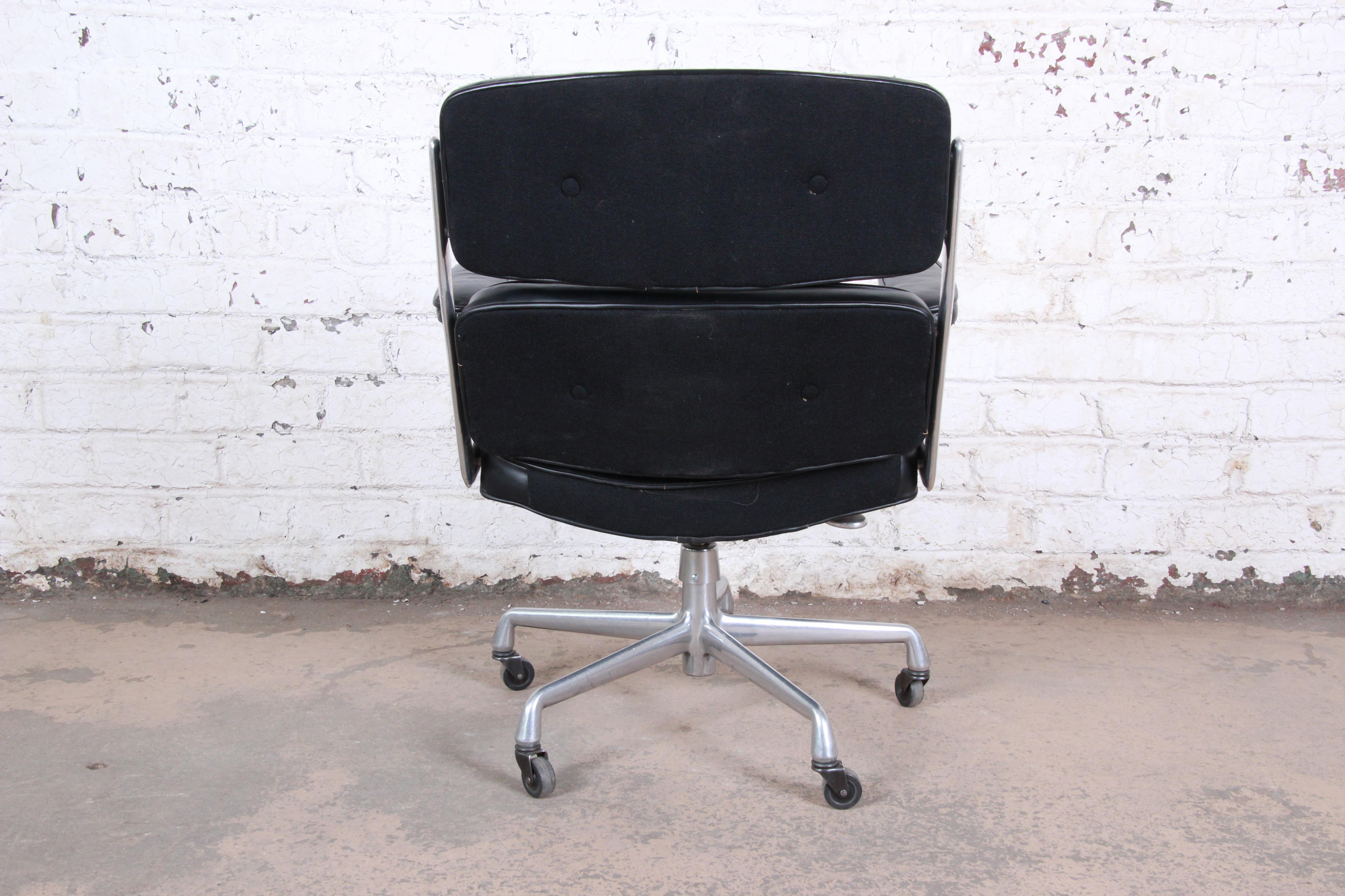 American Charles Eames for Herman Miller Time Life Executive Chair