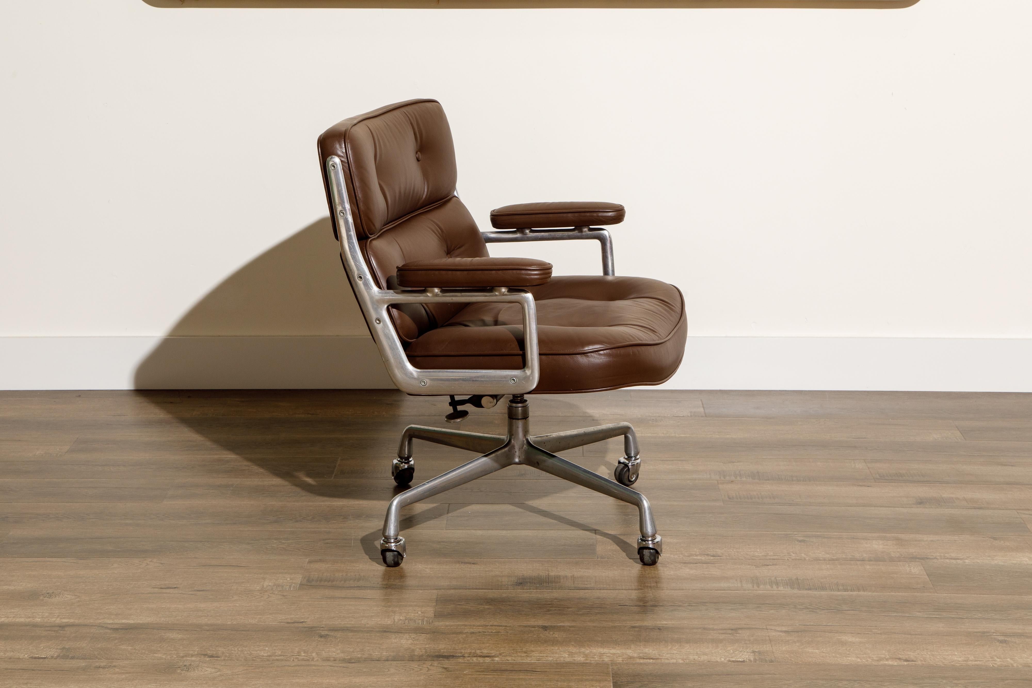 Mid-Century Modern Charles Eames for Herman Miller 'Time Life Lobby' Desk Chair 1976, Signed