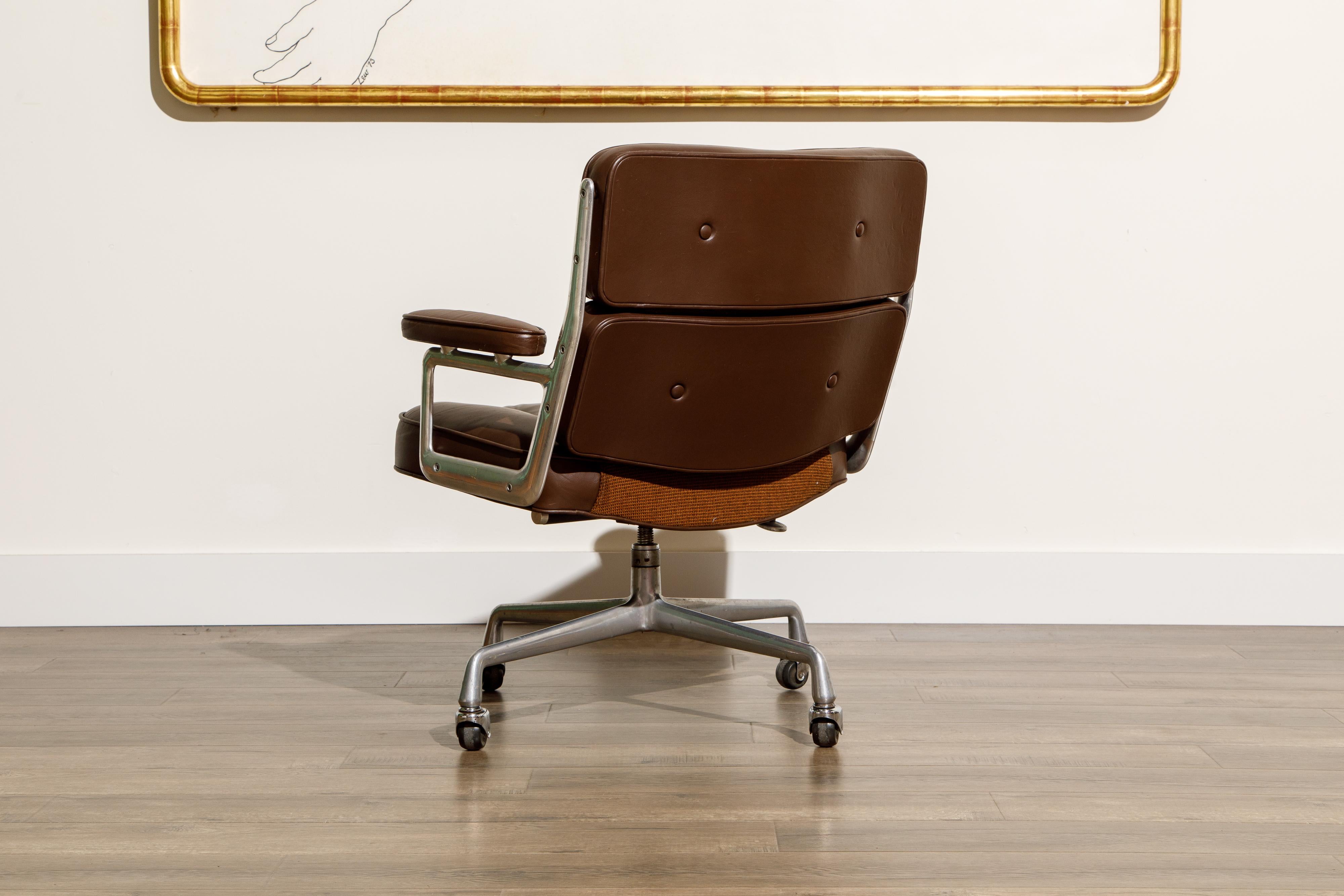 Charles Eames for Herman Miller 'Time Life Lobby' Desk Chair 1976, Signed In Good Condition In Los Angeles, CA