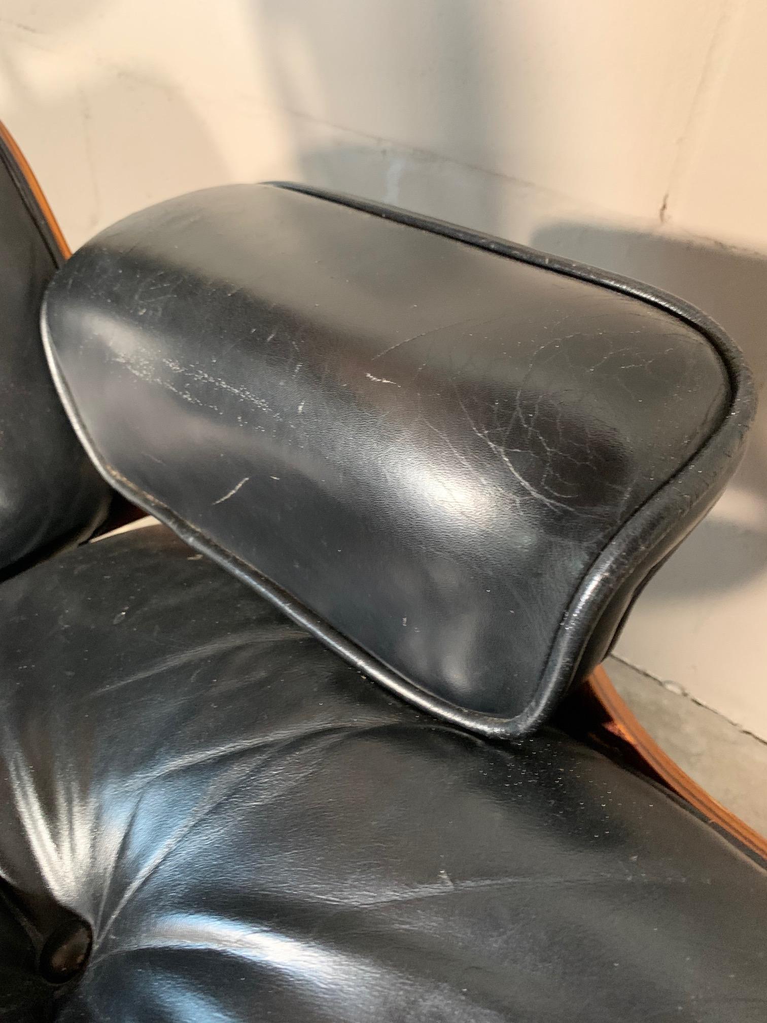 Charles Eames Herman Miller Classic Lounge Chair and Ottoman 670/671 3