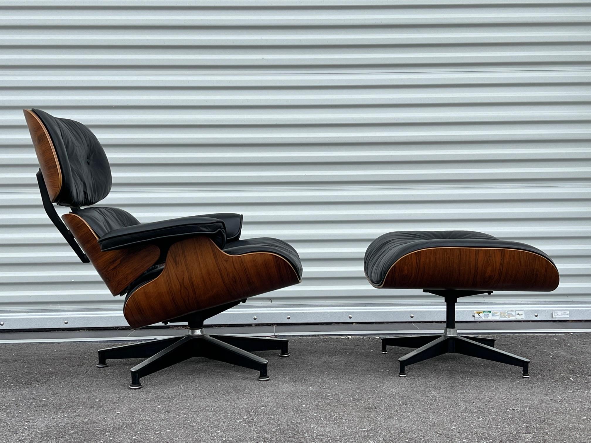 Charles Eames Herman Miller Lounge Chair and Ottoman, 1976 12