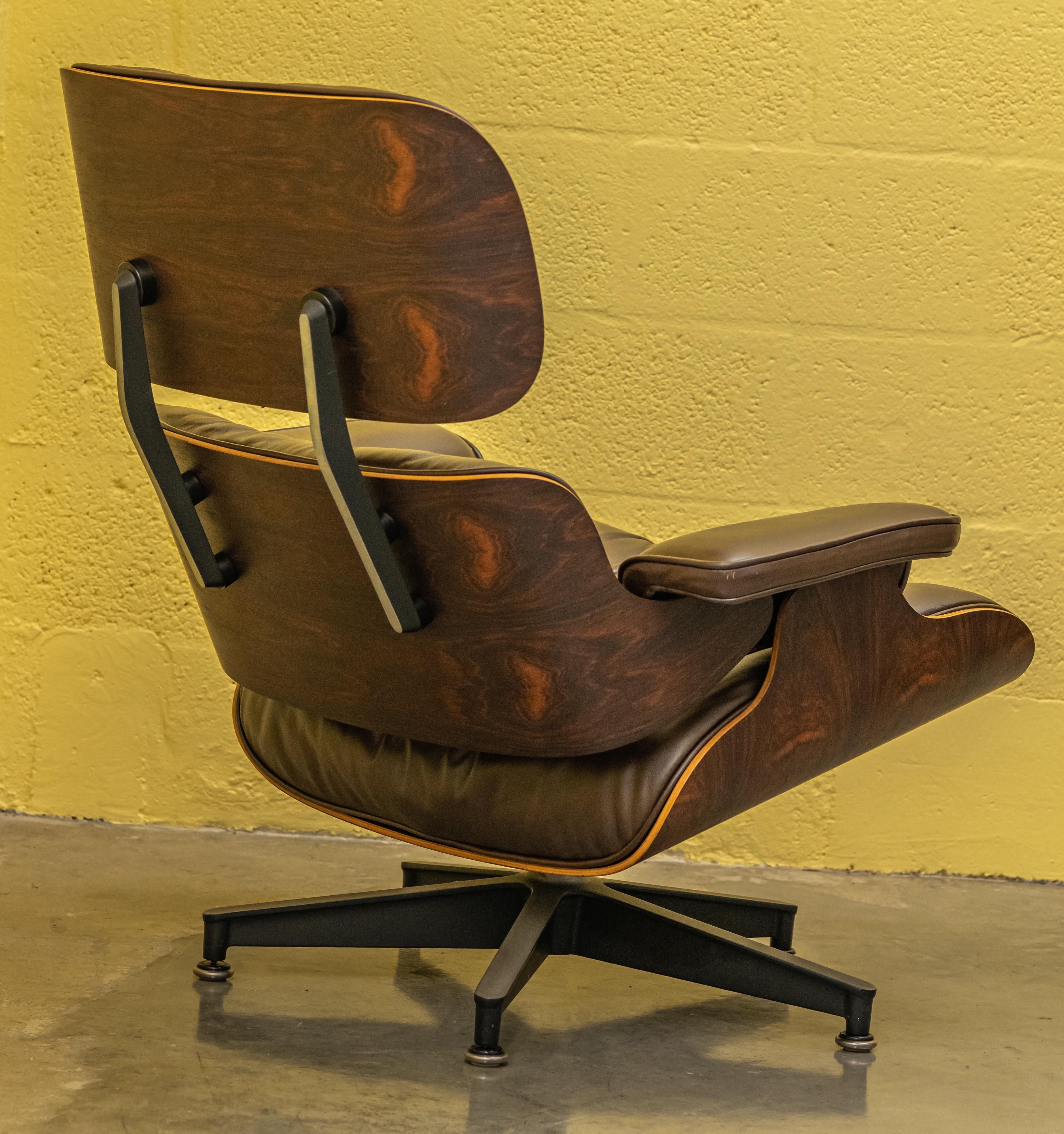 Charles Eames Herman Miller Lounge Chair and Ottoman, 1980 In Good Condition In Miami, FL