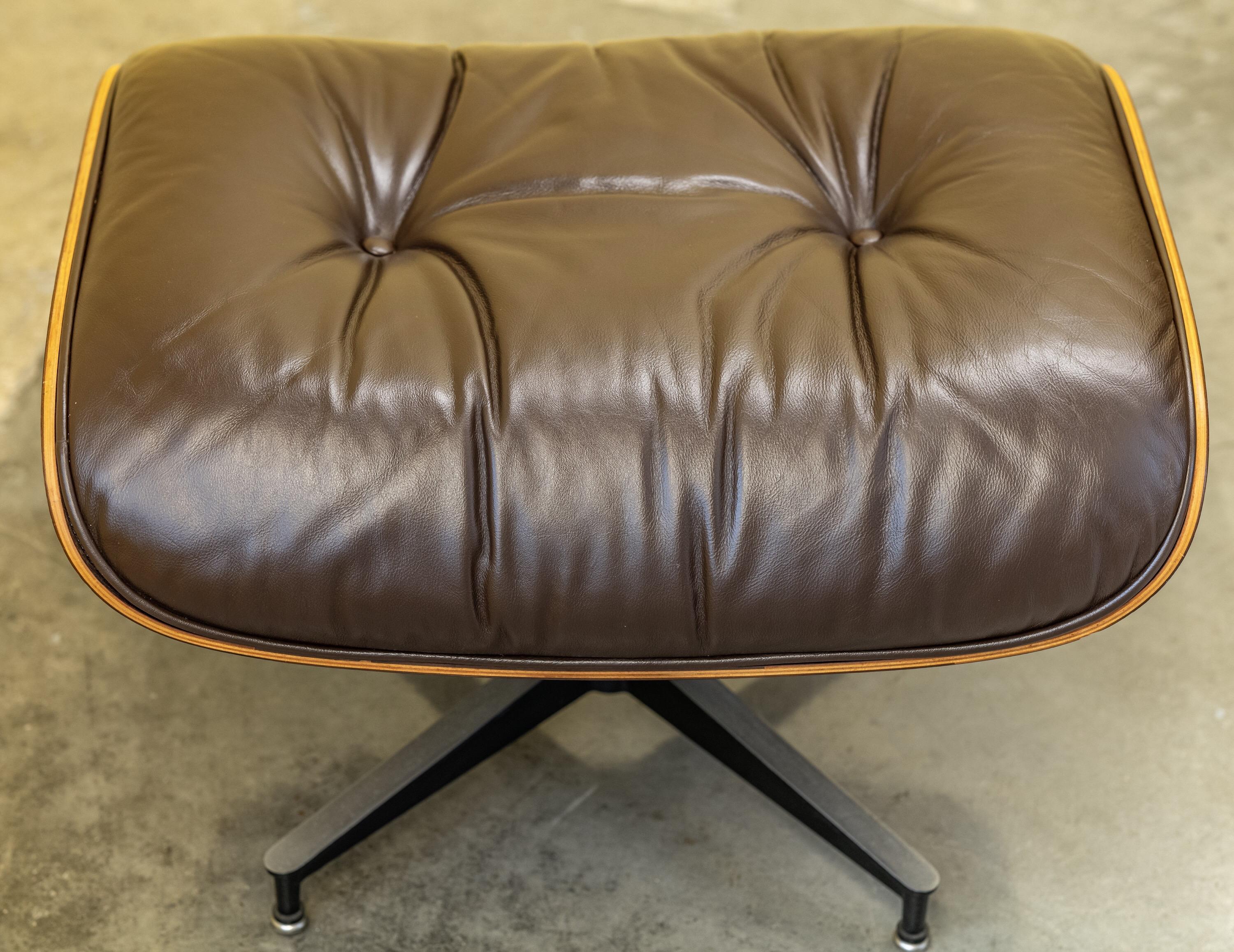 Charles Eames Herman Miller Lounge Chair and Ottoman, 1980 3